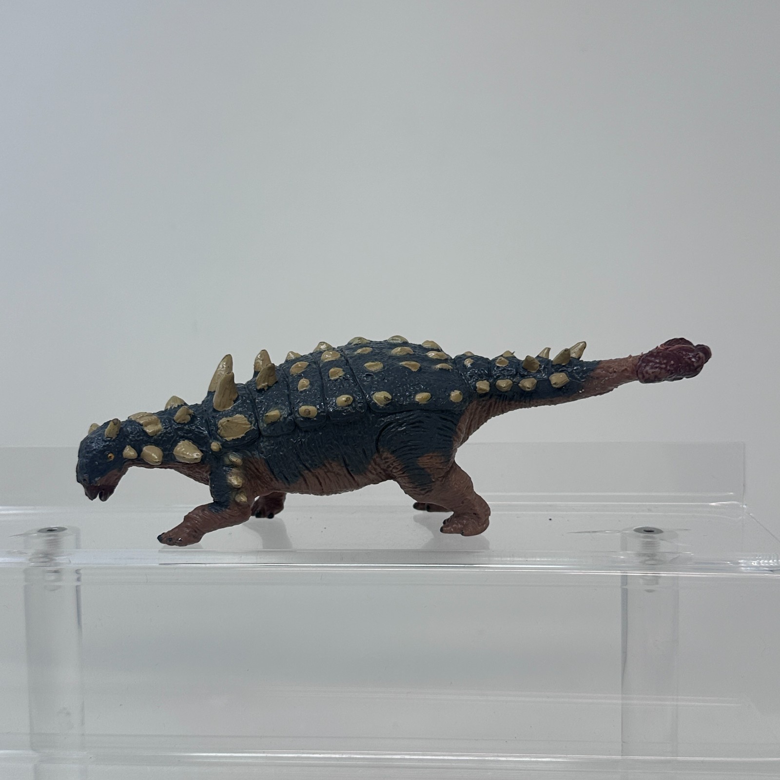 Terra Battat Euoplocephalus Tutus Figure Gray Prehistoric Dinosaur Figurine 6.5″