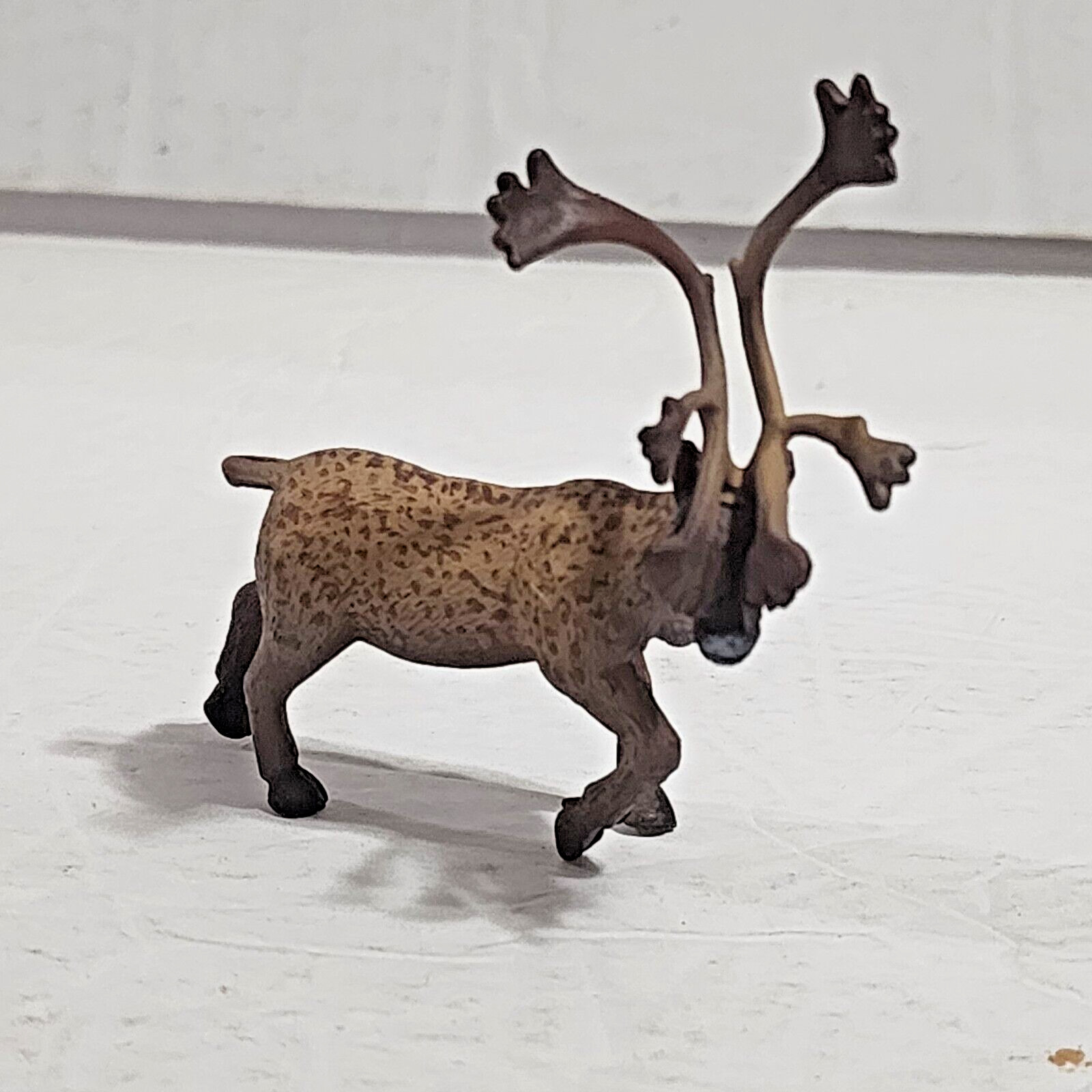 Terra by Battat Elk Reindeer Caribou Antlers Figure 3″ Realistic Toy