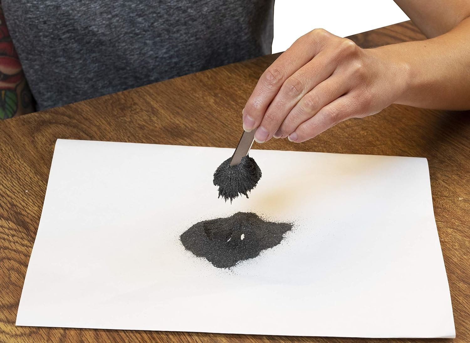Safe 1 LB Pure Iron Filings for Magnetism Experiments – Teacher’s Essential Tool