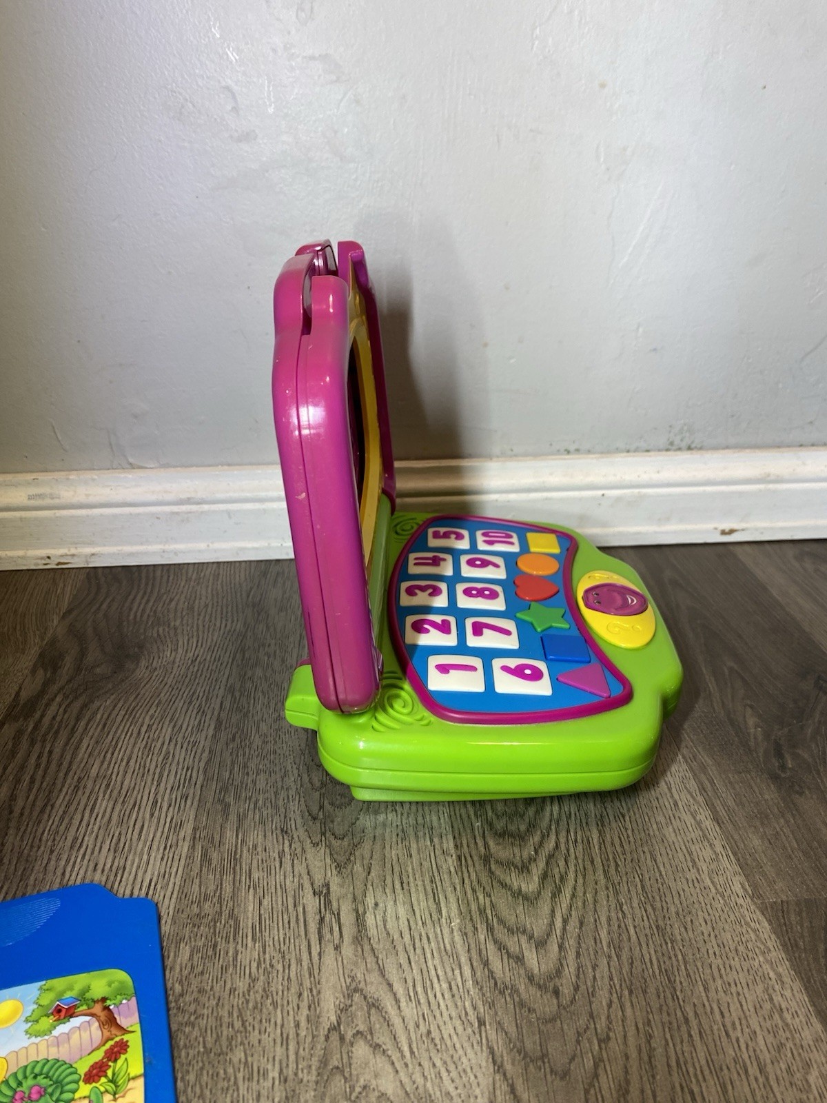 Vintage 2002 Barney and Friends Interactive Laptop With 4 Cartridges Mattel