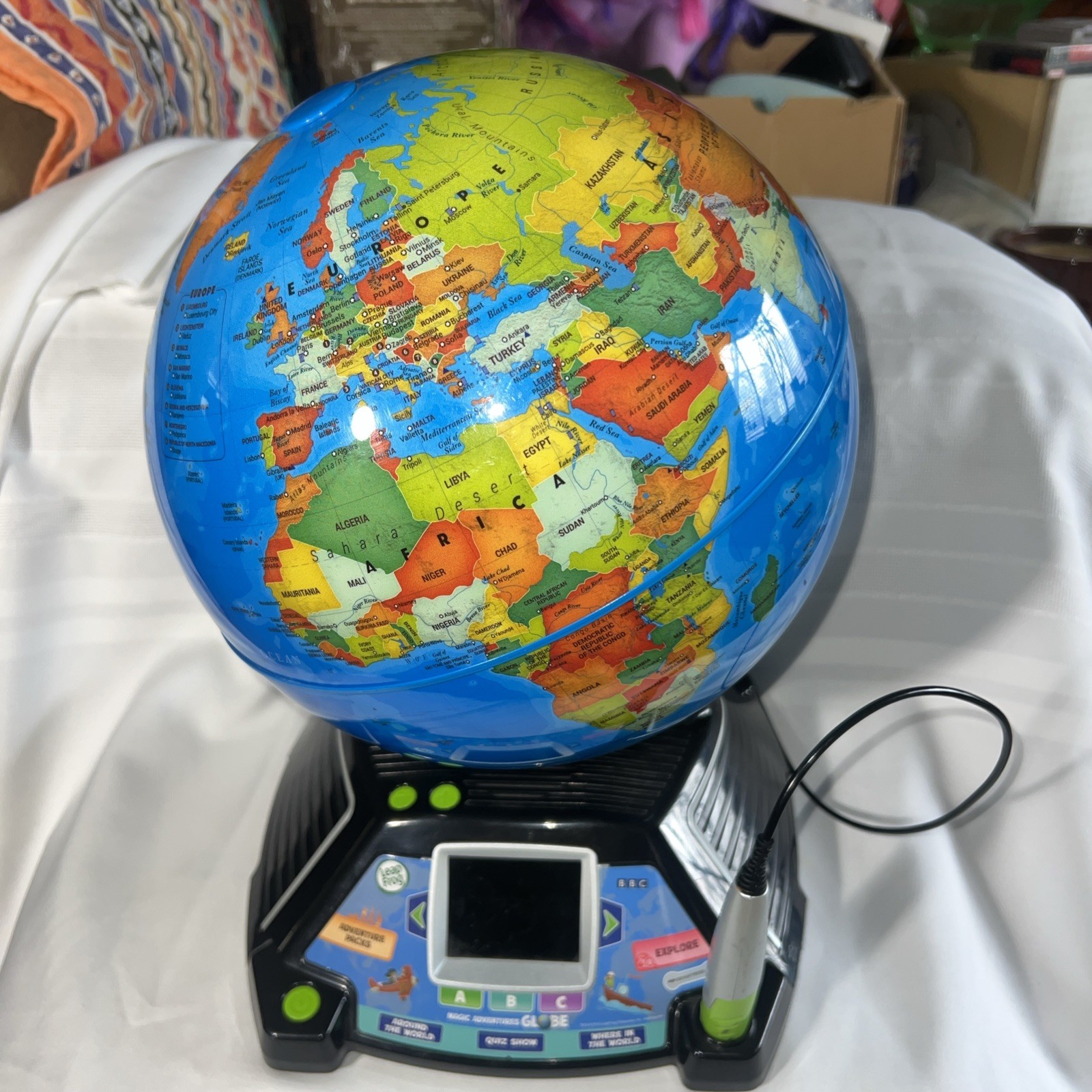 LeapFrog Magic Adventures Globe 2.8″ Video Screen BBC Videos Interactive Games