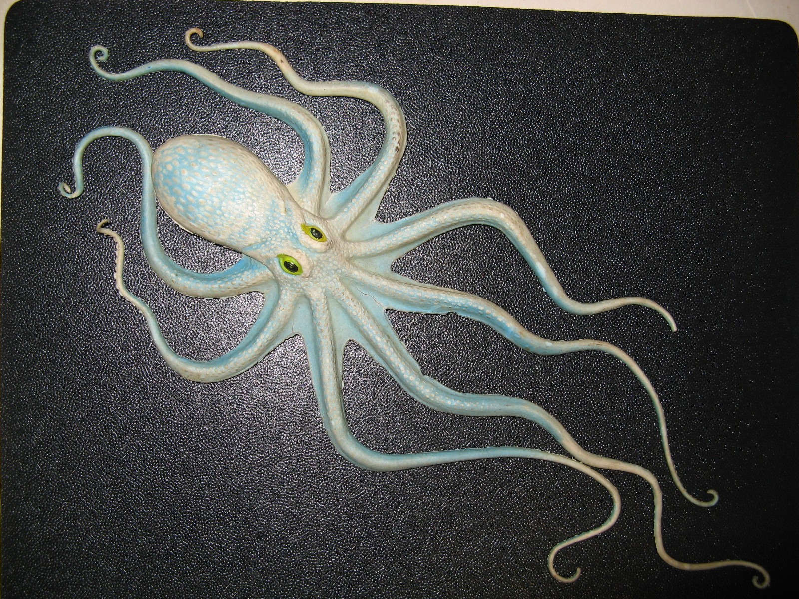 1960s – 1970s ? Vintage 13” Long, Toy Octopus, White & Blue, Hong Kong