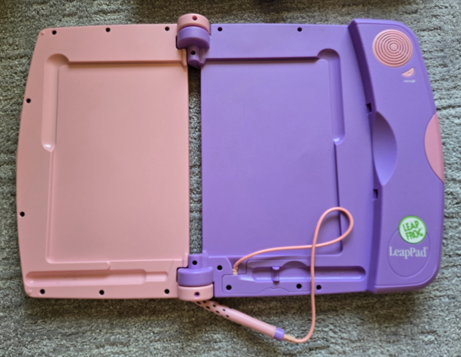 Leapfrog LeapPad Learning 2001 System W/Carry Bag Plus Five Books With Cartridge