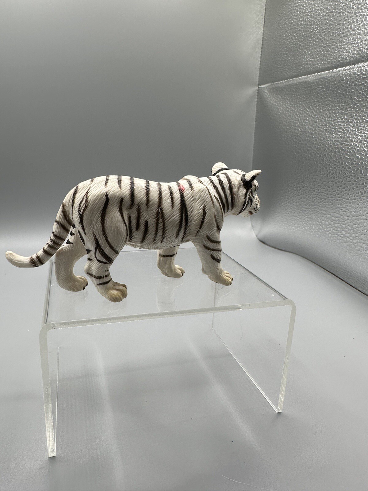 Retired Schleich White Tiger Big Cat And Safari Ltd Lion and Tiger Cub Figures 3