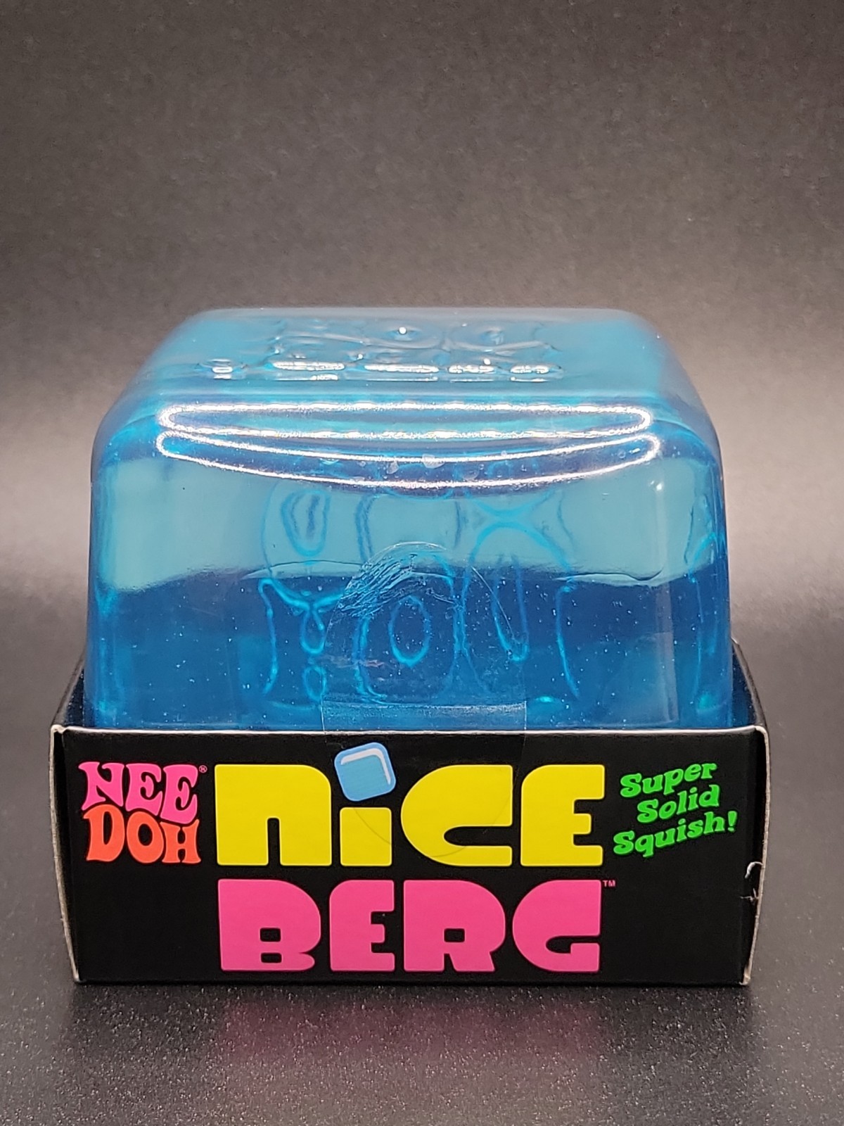 New NeeDoh Nice Berg Blue XL Giant Nee Doh Solid Squish Cube Ice Block🧊