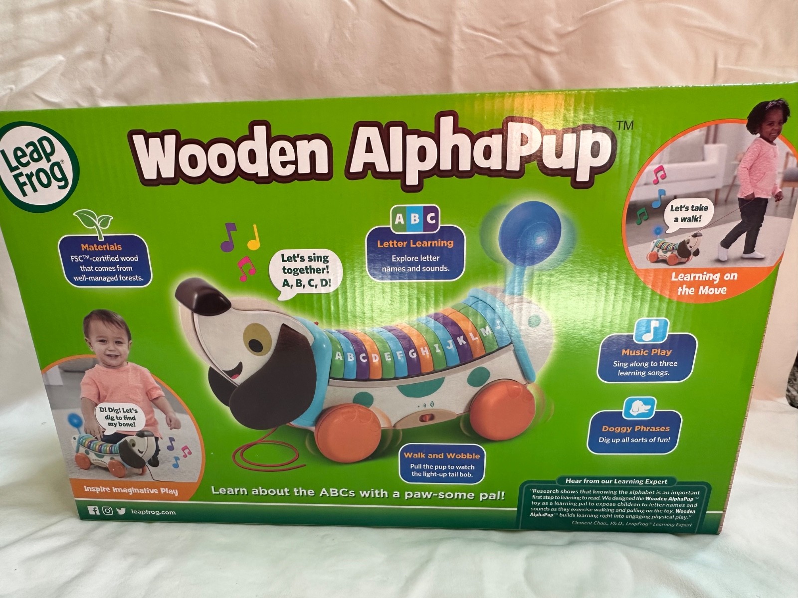 Brand New LeapFrog Wooden AlphaPup Learning Alphabet Puppy Dog Sounds Songs 12M+
