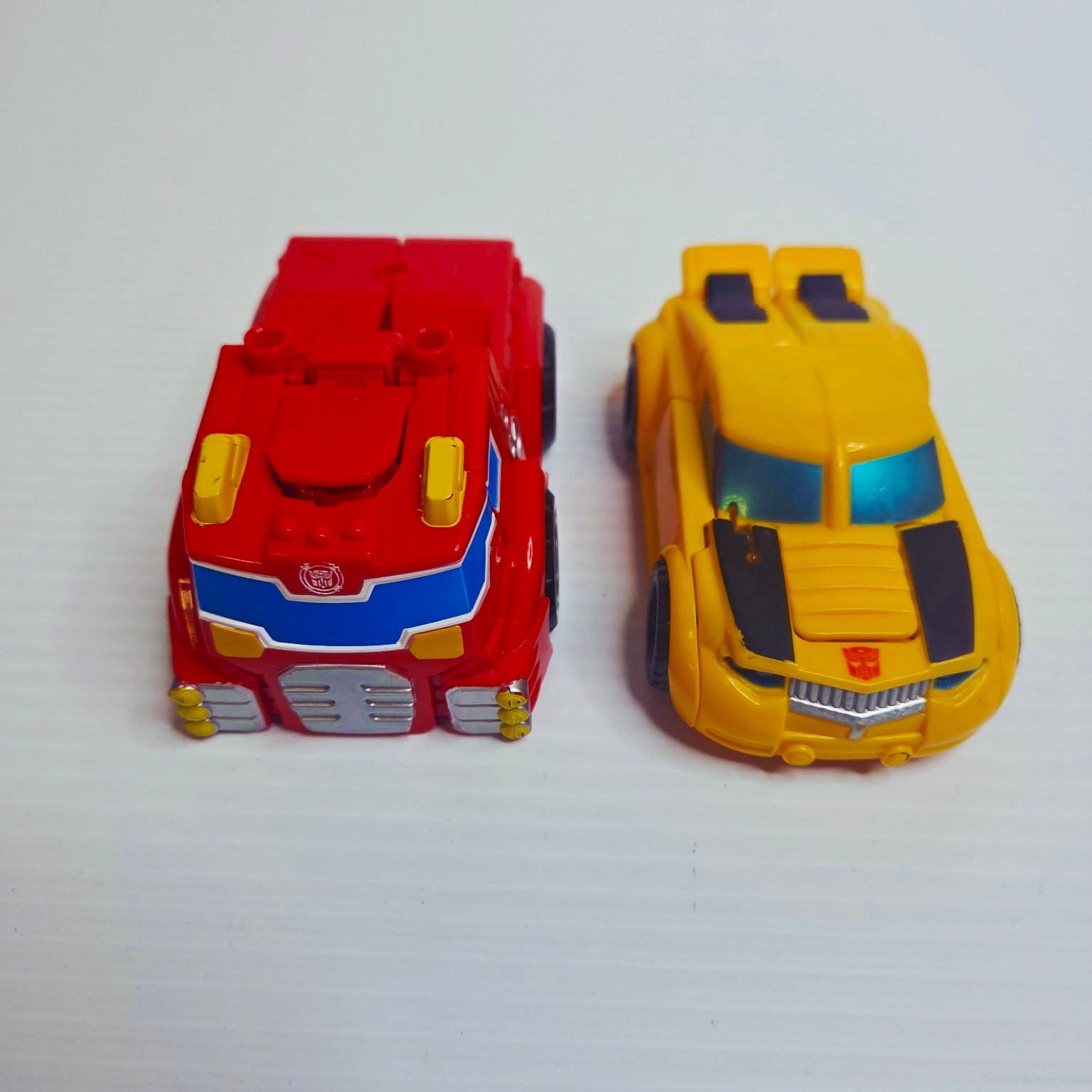 Transformers Rescue Bots Transformers 2 Figures Bumblebee Heatwave