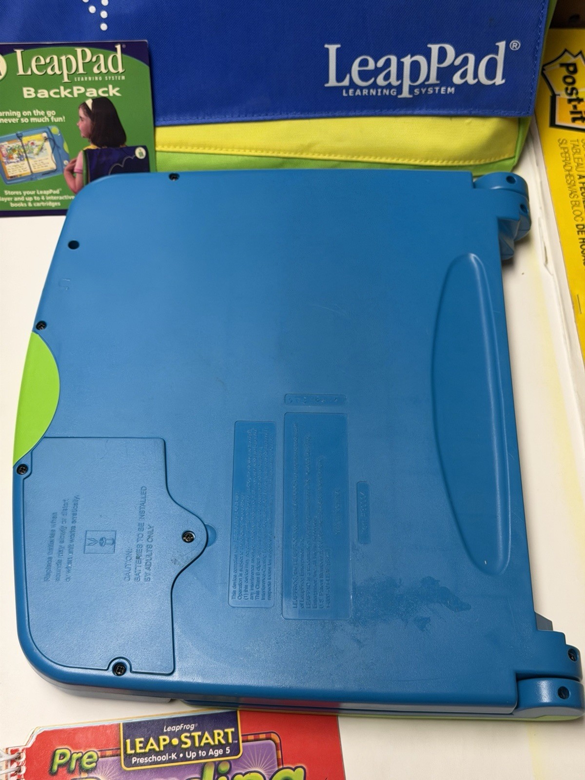 2001 LEAP FROG LEAP PAD LEARNING SYSTEM 7 BOOKS & 6 GAMES & BACKPACK