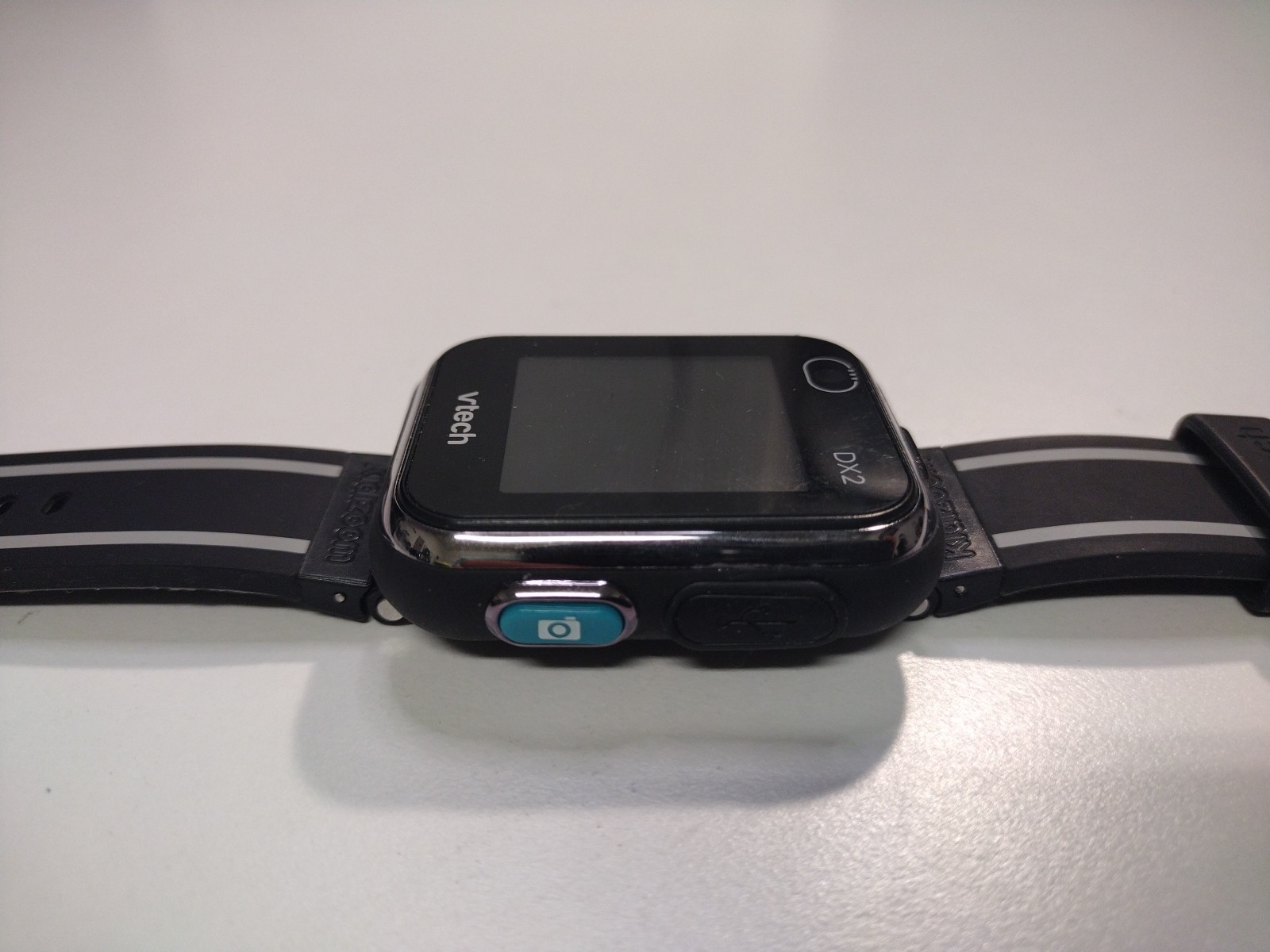 VTech Kidizoom Smartwatch DX2 Black – Working – USB Cover Missing – Used