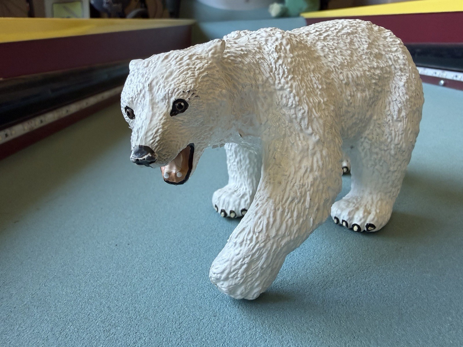 Vintage Safari Ltd 1990 Polar Bear Figure Arctic Wildlife Hefty Toy Figurine