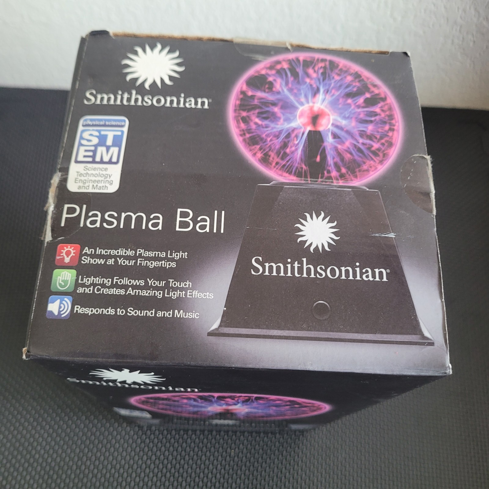 Smithsonian Physical Science STEM Plasma Ball Light Show, Works