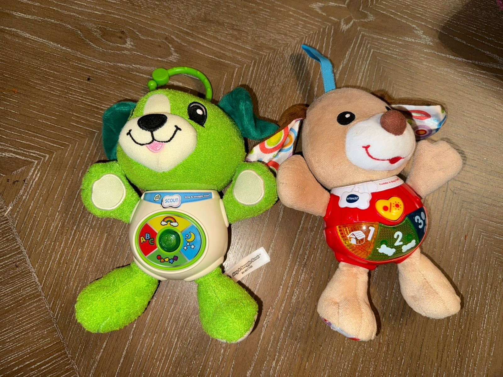 Leap Frog Sing and Snuggle Scout and Cuddle Sing Pup Interactive Plush Toy 8″