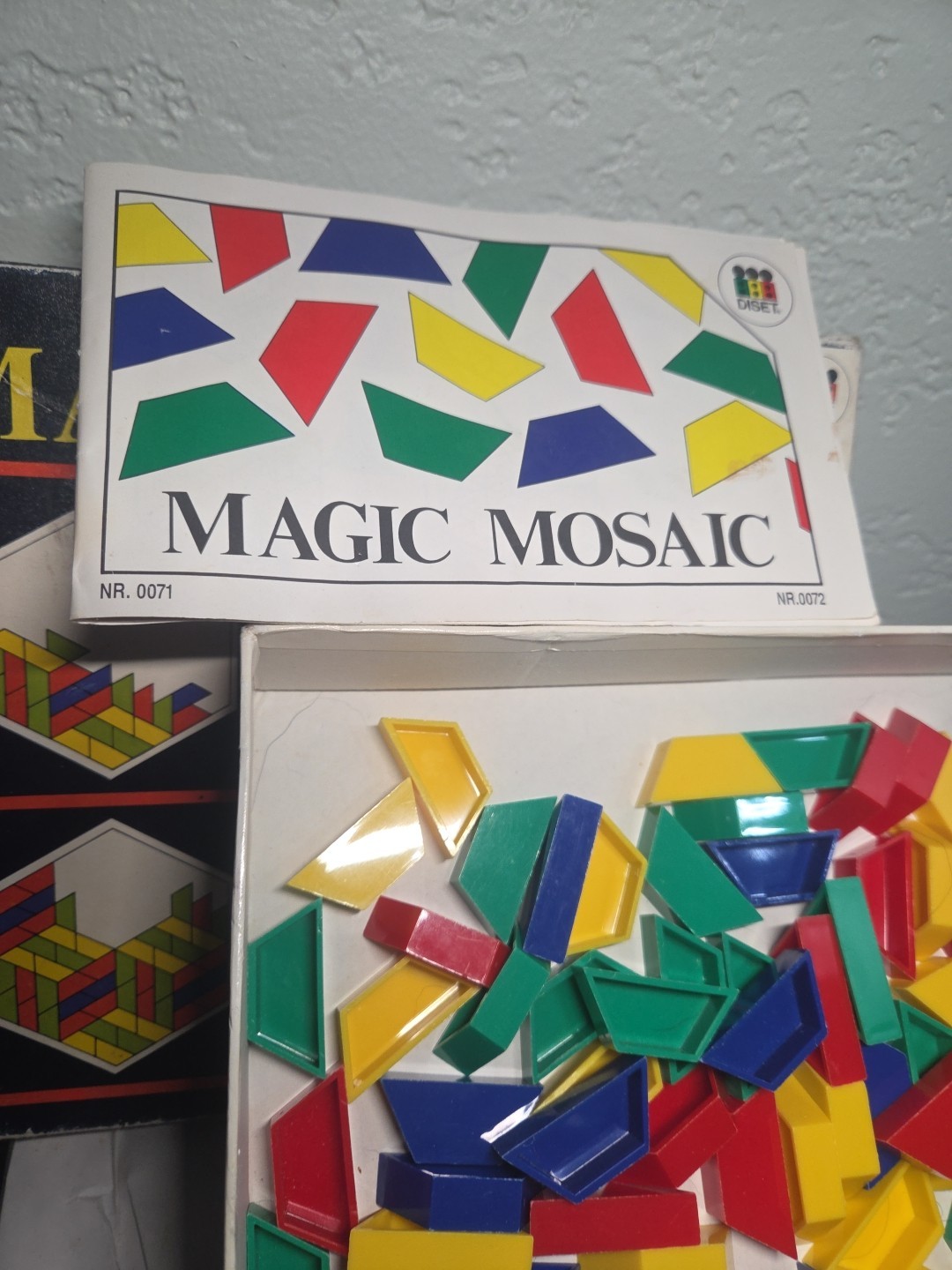 Magic Mosaic – Vintage Educational Puzzle Game