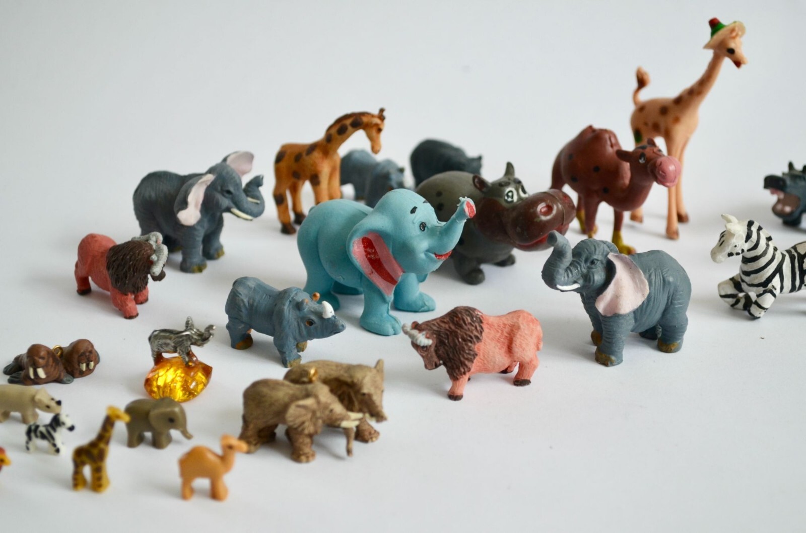 Large Lot Miniature Animal Figurines Toy Figures Hallmark Hong Kong Vintage