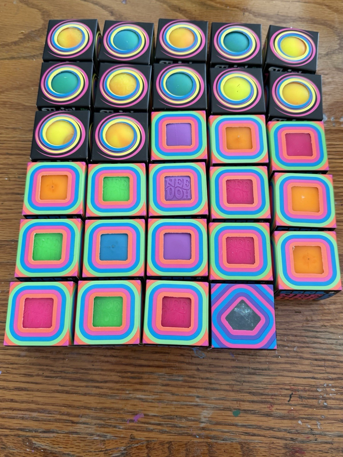 New! NEEDOH Cool Cube Set Of 16 MINI Cube+12 MINI TWIRL squishy+1 Groovy Jewel