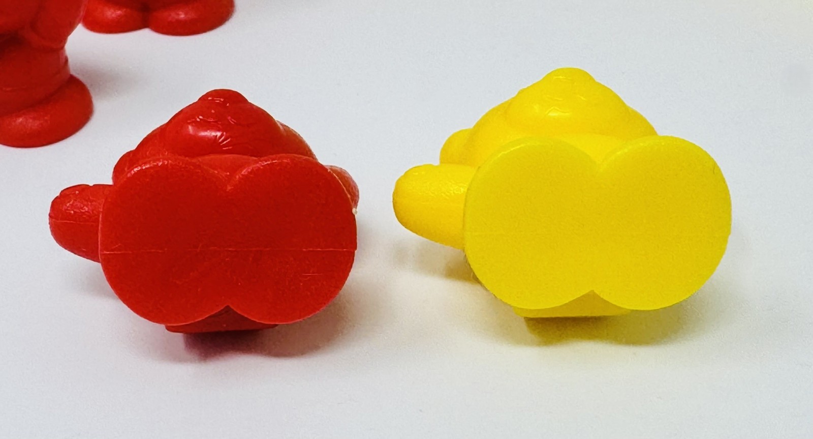 Lot of 170 Plastic Teddy Bear Counters Math Manipulatives Red Yellow Blue Green
