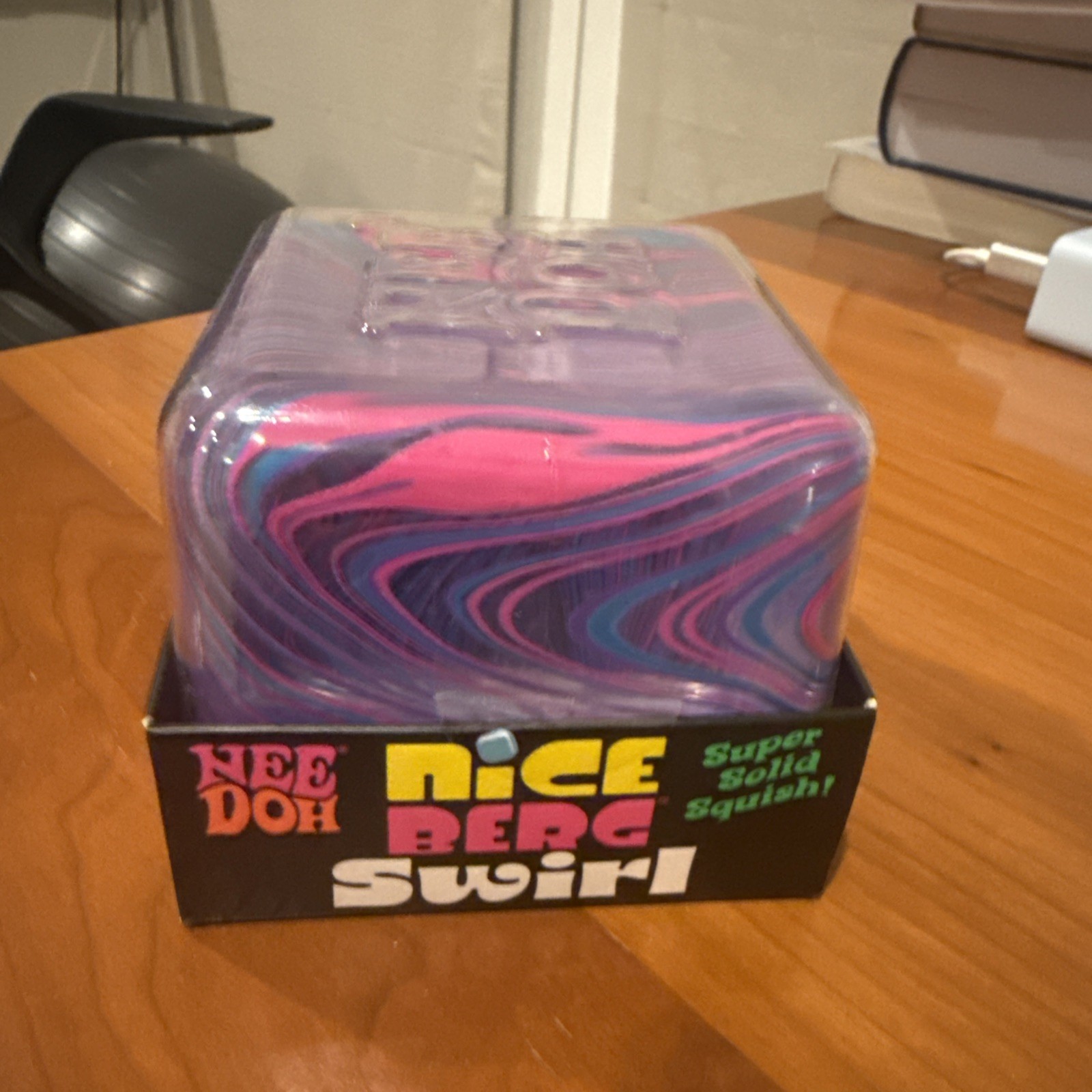 NeeDoh Nice Berg Swirl – BLUE PINK PURPLE SWIRL – NEW – AUTHENTIC