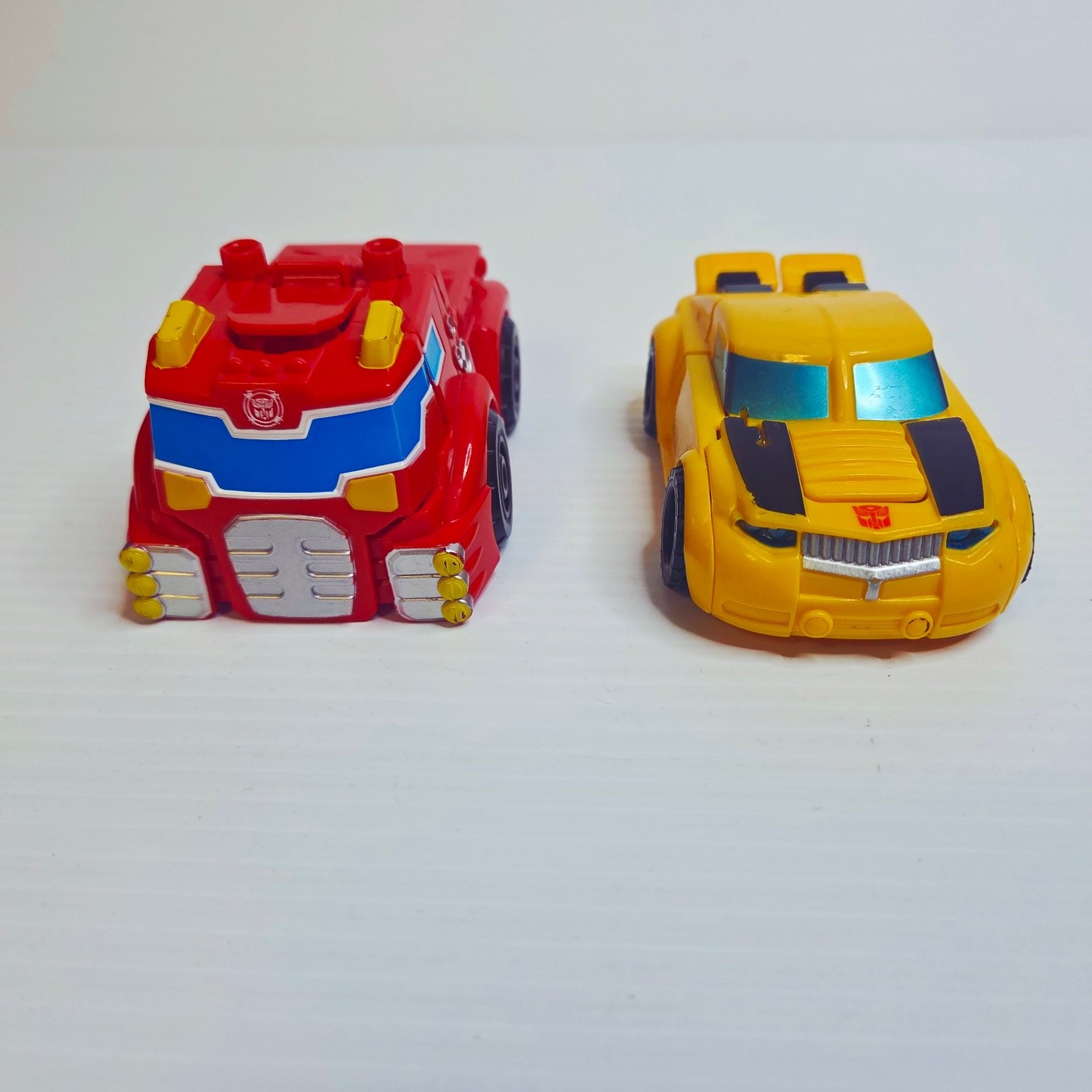 Transformers Rescue Bots Transformers 2 Figures Bumblebee Heatwave