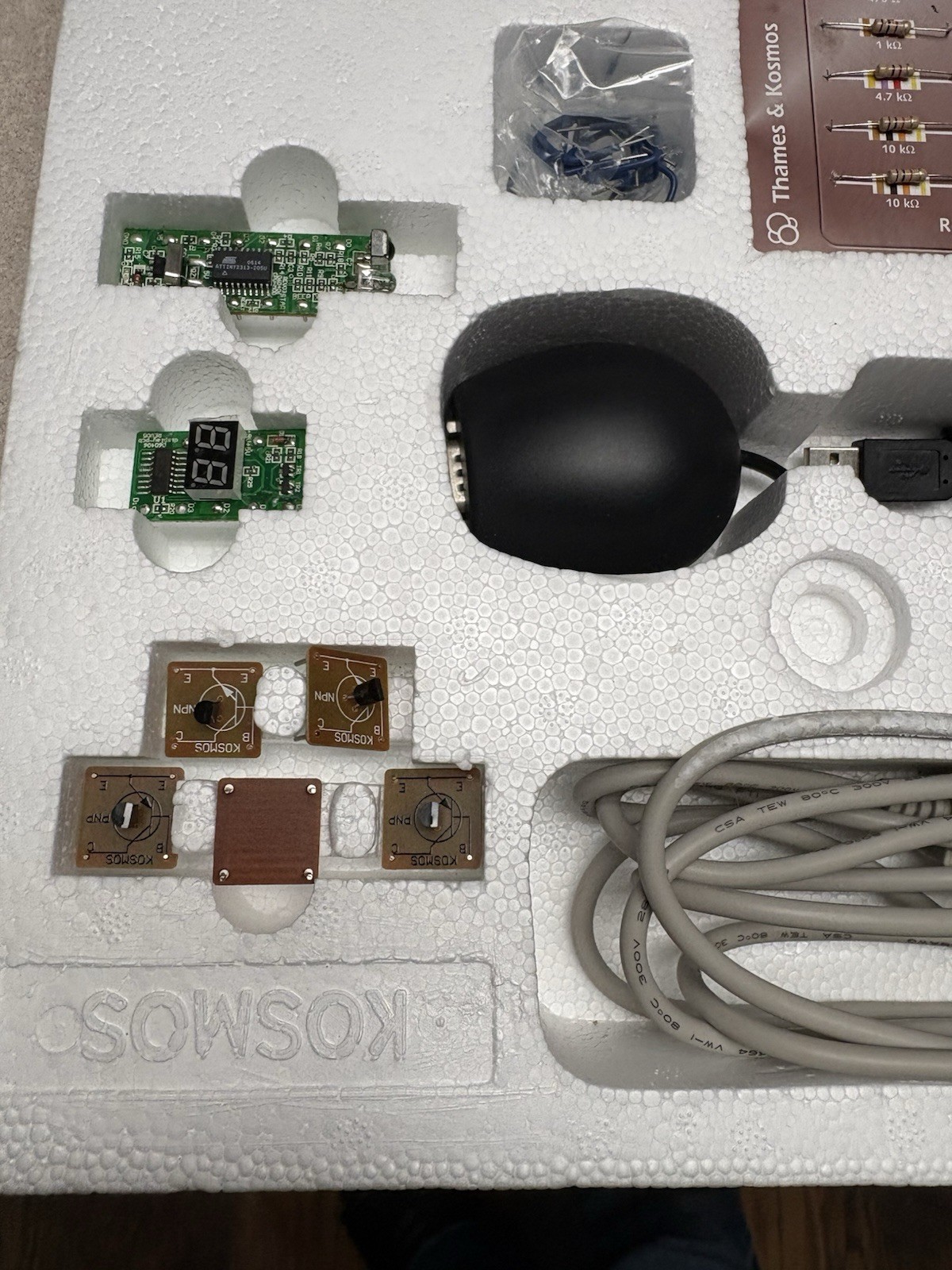 Thames & Kosmos Microcontroller Computer Systems Engineering Kit No. 614515