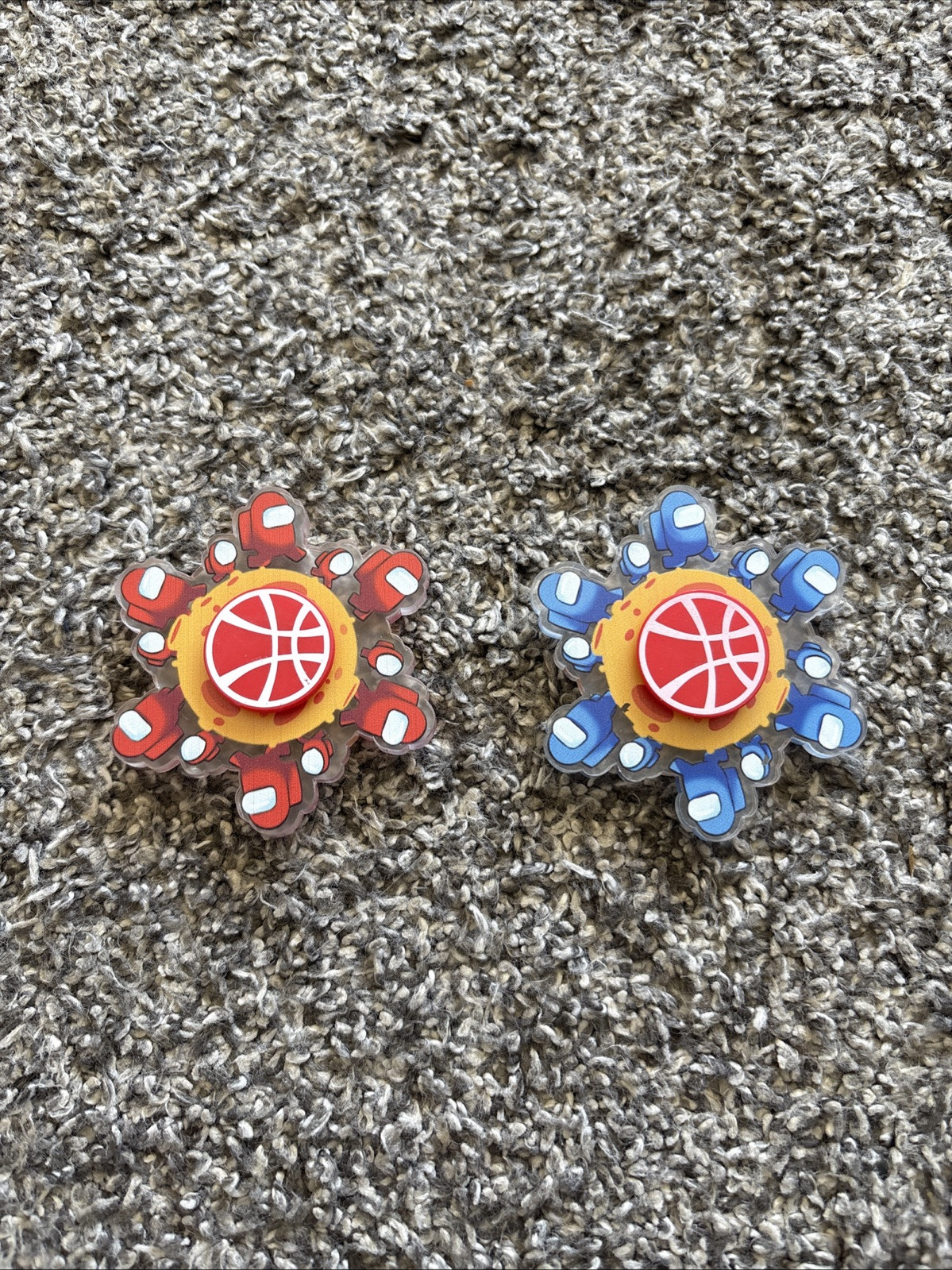 2 Plastic Fidget Spinner New Among Us Like Pictures – Blue And Red – With Tin