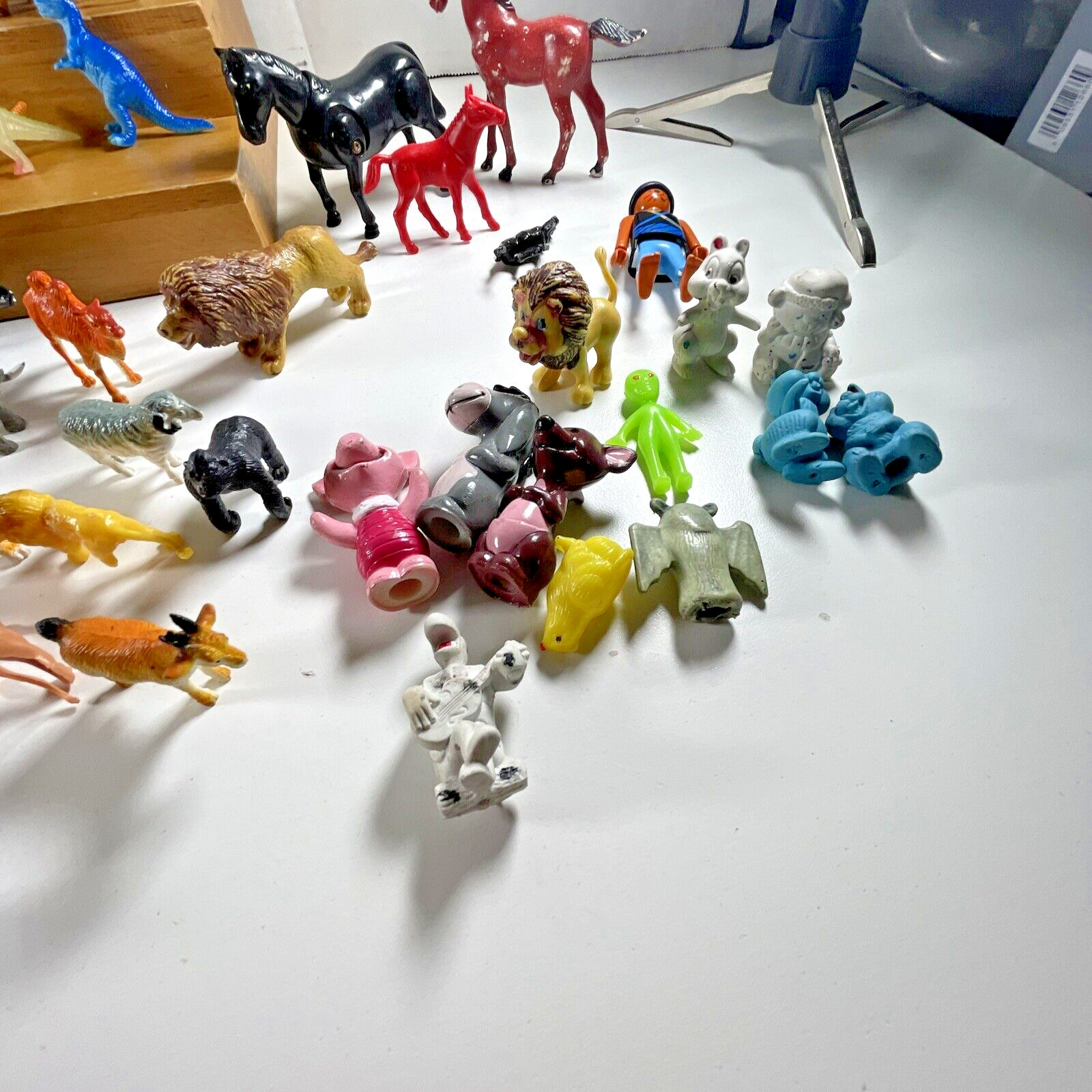 Estate TOY BOX LOT of 65 Miniature Toy Plastic Animal, Dinos + Figures