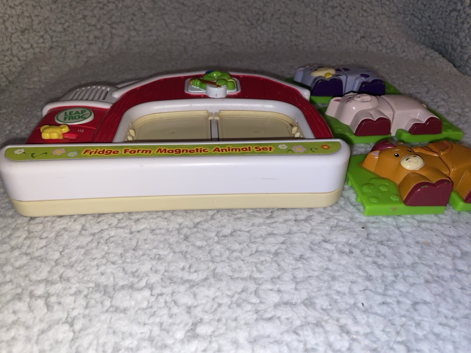 LeapFrog Fridge Farm Magnetic Matching Animal Barn Set Tested And Working