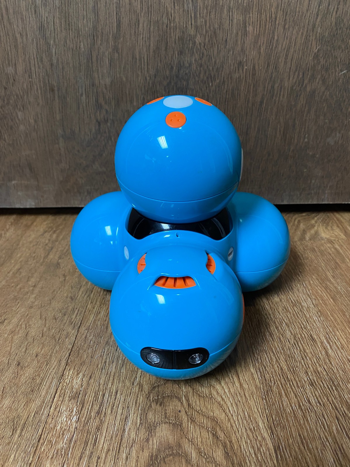 Wonder Workshop DA01 Dash Robot – Robot Only – Powers On / Works