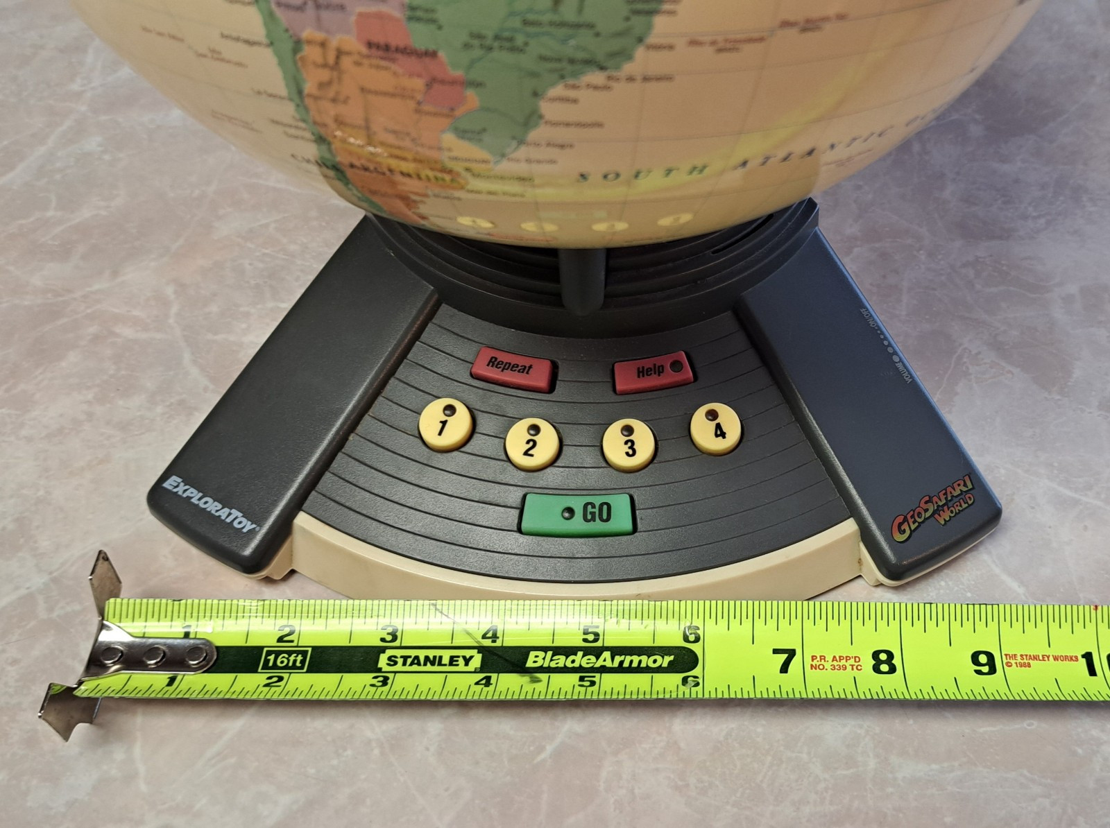 Vtg 1990s GeoSafari World Talking Globe 6498 Interactive STEM Geography Game