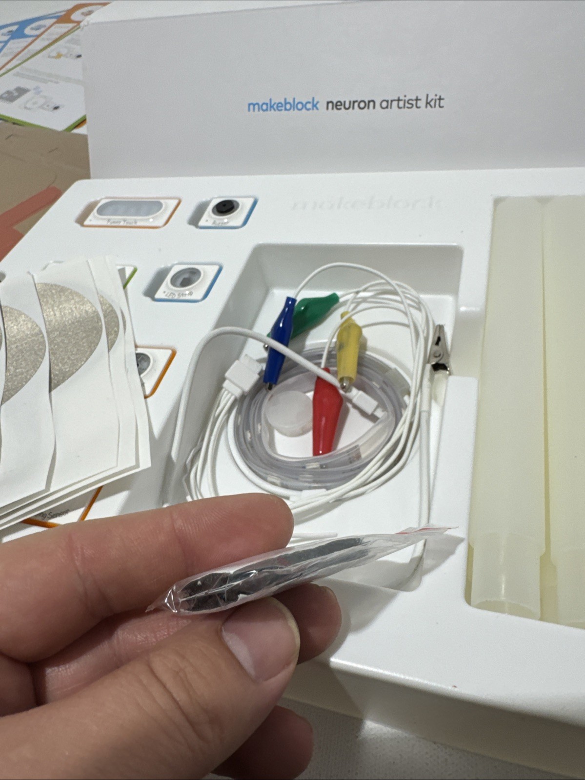 Makeblock Neuron Artist Kit Open Box