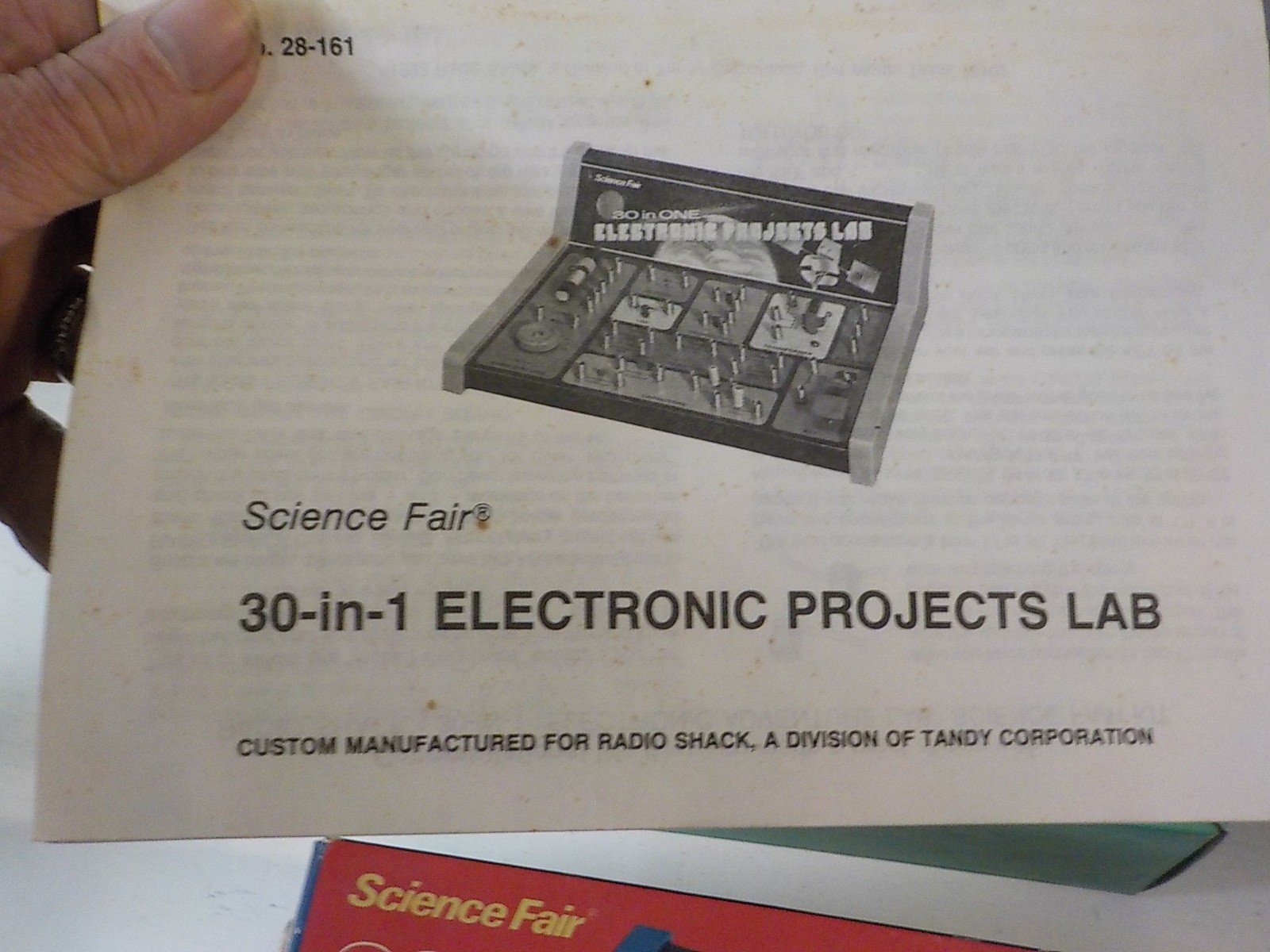 Science Fair 30 In One Electronic Project Lab & knowledge Science & color flower