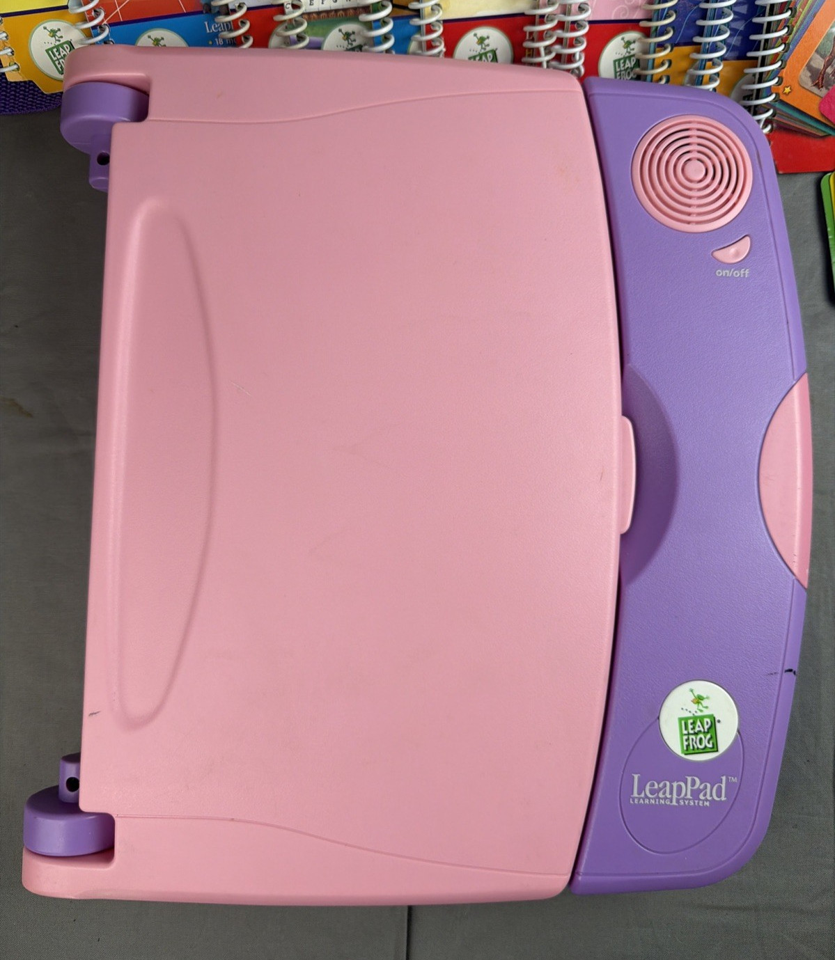Vtg 2001 LeapFrog Leap Pad Learning System Console/Backpack/Books/Games *READ*