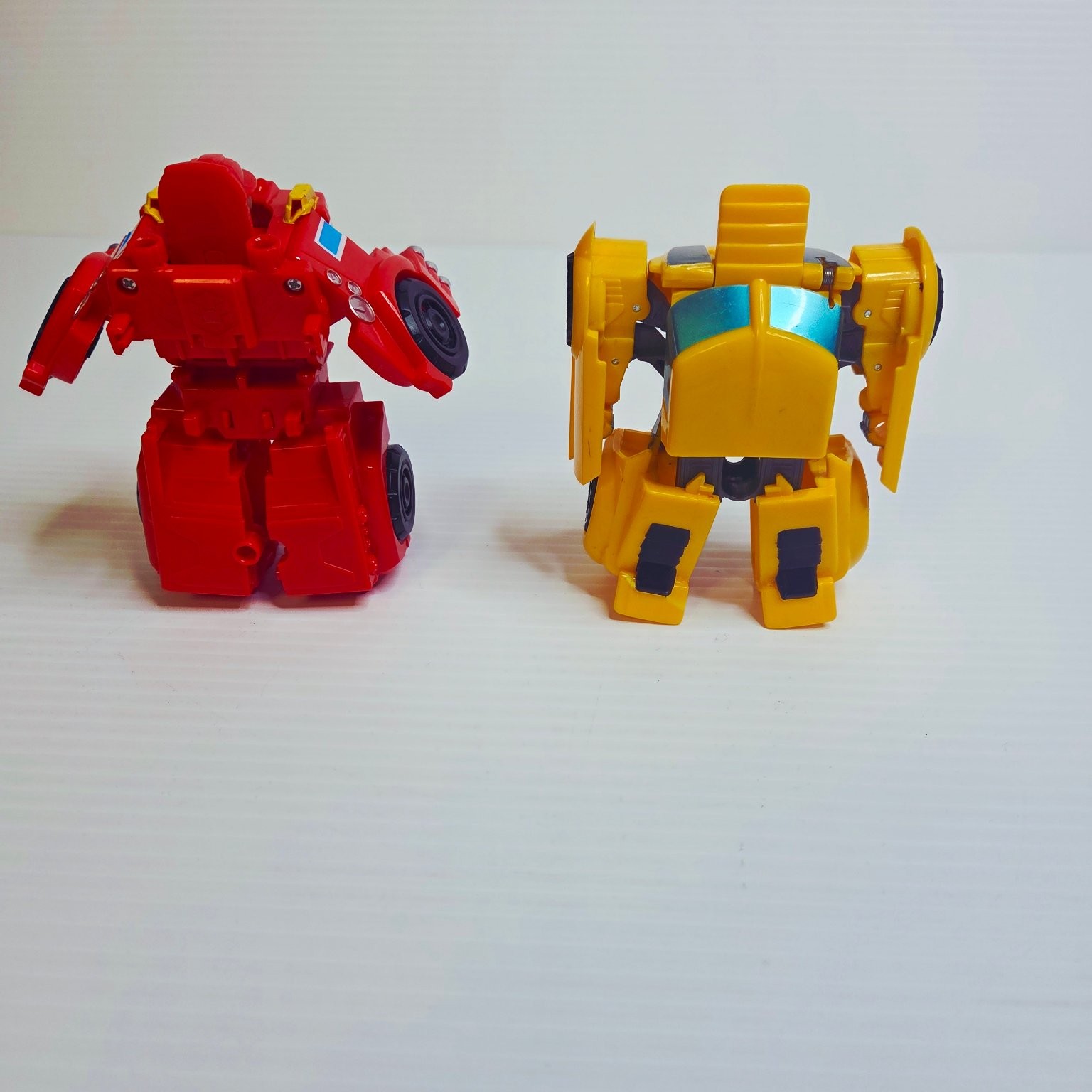 Transformers Rescue Bots Transformers 2 Figures Bumblebee Heatwave