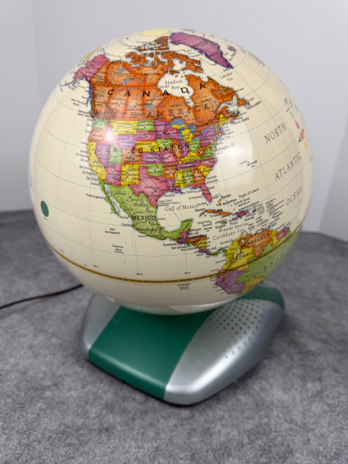 Leap Frog Interactive Talking Smart Globe Eureka Challenge Geography Game Works