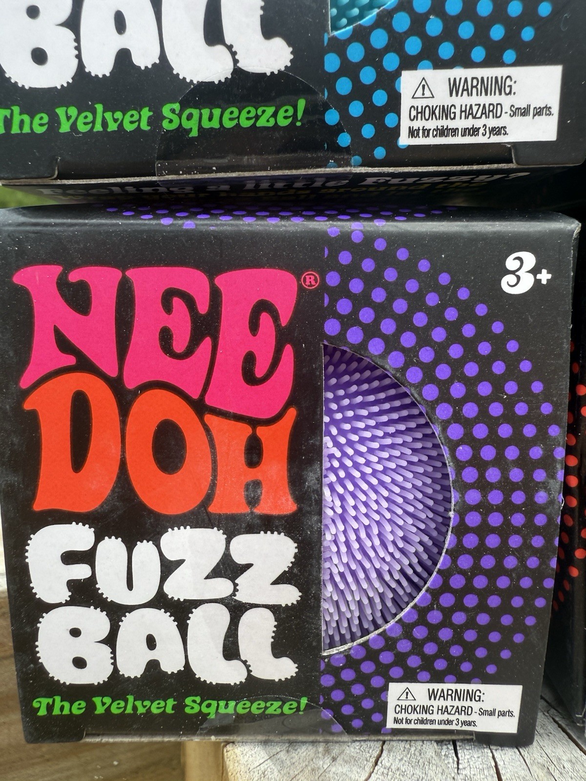 LOT OF 4: Needoh FUZZ BALL Flower Power The Velvet Squeeze Fuzzball NEW
