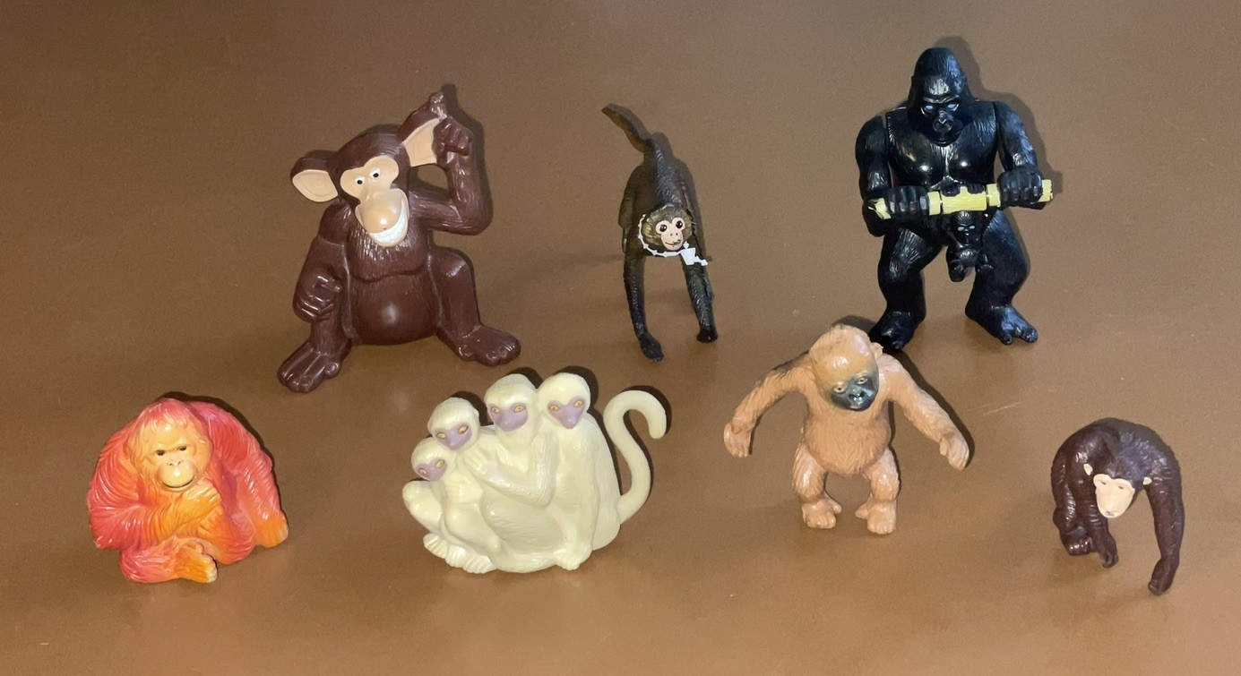 Mixed Lot of 42 Toy Animals Play Figures Monkeys Sea Creatures Farm Snakes Zoo