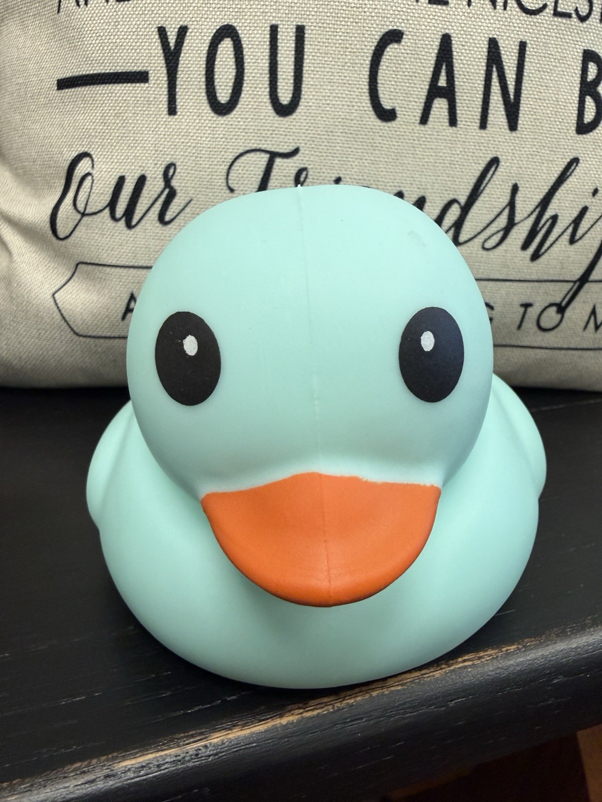 BRAND NEW Jumbo Squishy Duck Pastel Aqua 3+ Laffy Quacks 5″ Sunny Days Squishy