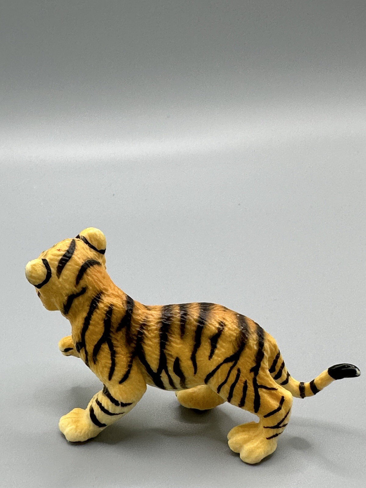 Retired Schleich White Tiger Big Cat And Safari Ltd Lion and Tiger Cub Figures 3