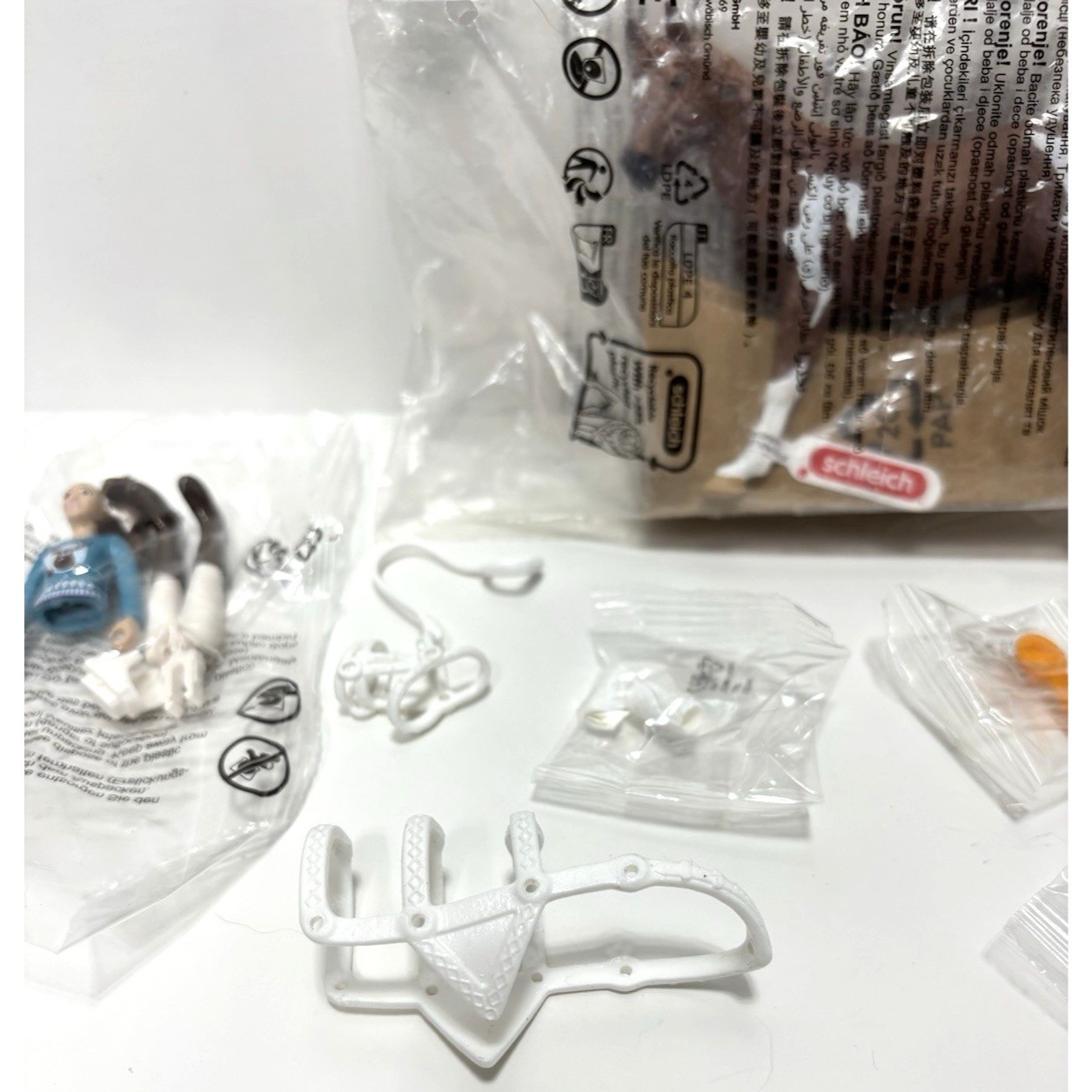 Schleich 10-Piece Horse Accessories Set from Advent Holiday Calendar New Collect