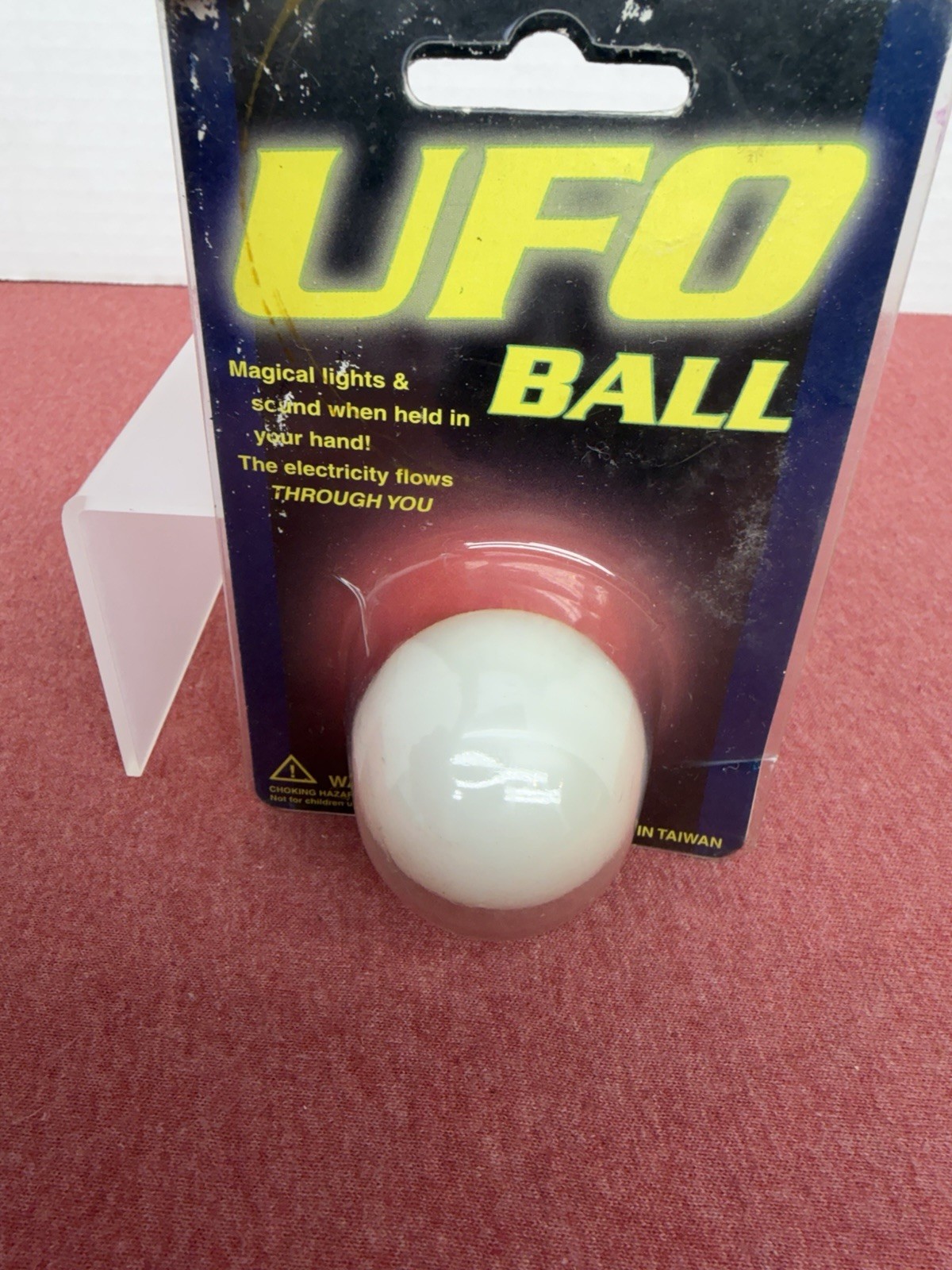 vintage 1998 Toy UFO Ball lights up with sound New Sealed Toysmith