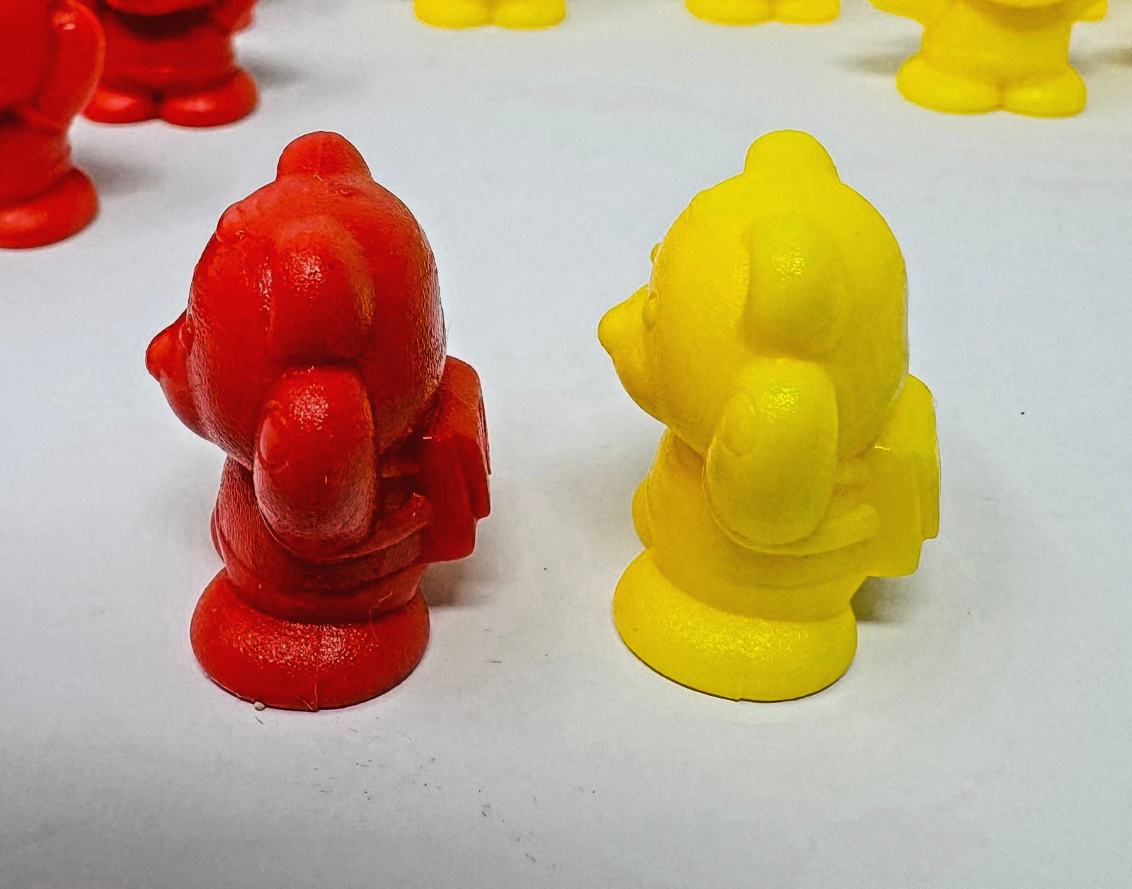 Lot of 170 Plastic Teddy Bear Counters Math Manipulatives Red Yellow Blue Green