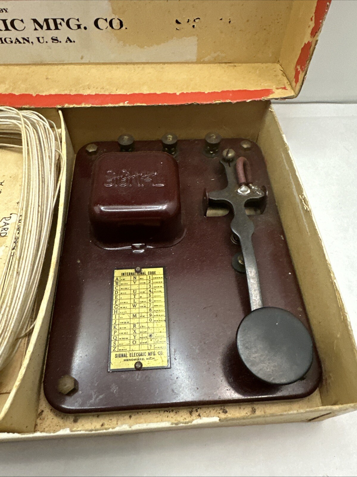 1930’s R-70 Model Signa Jr. Twin Wireless by Signal Electric Mfg. Co. Complete