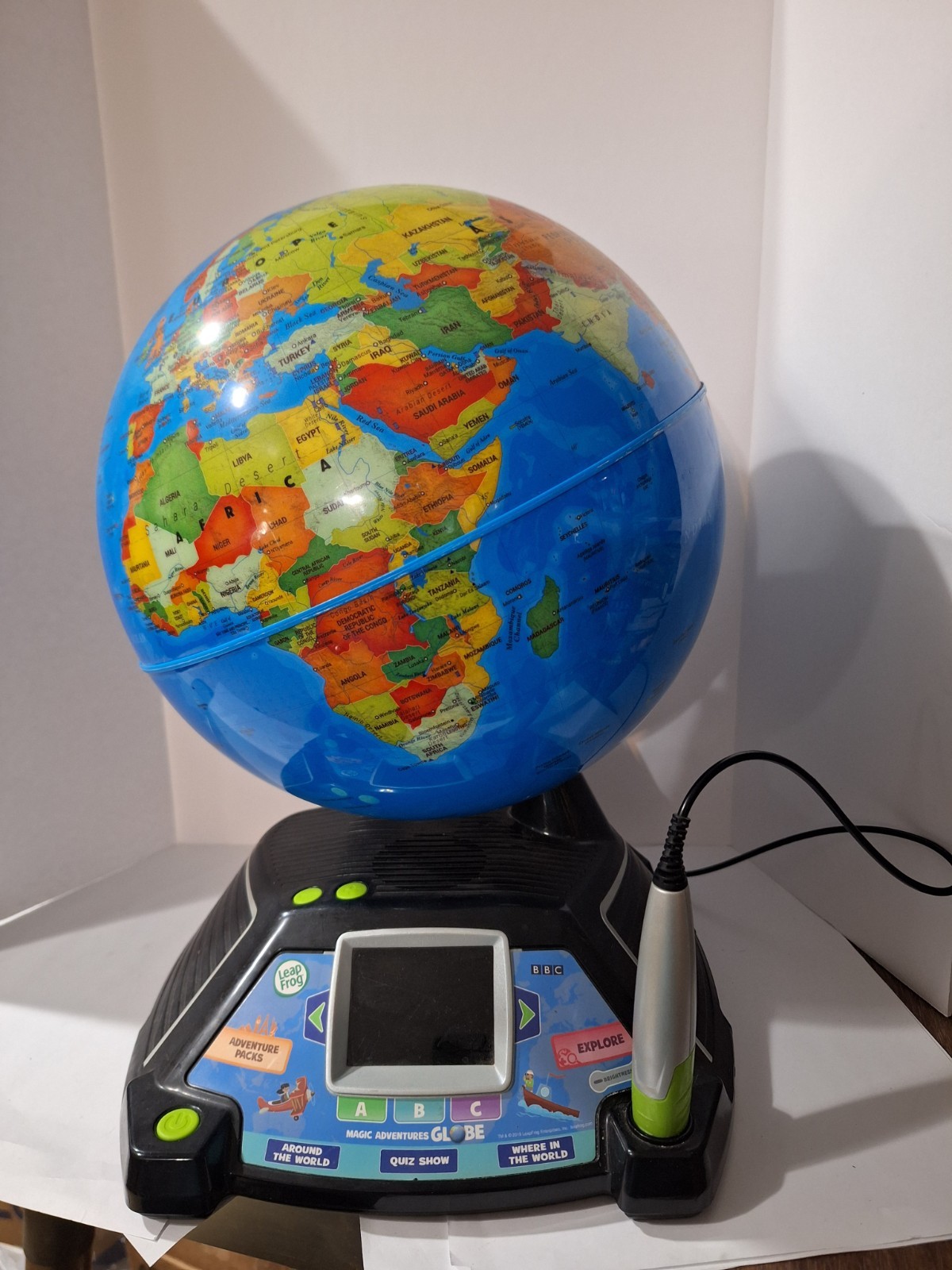 LeapFrog Magic Adventures Globe 2.8″ Video Screen BBC Videos, Games TESTED WORKS
