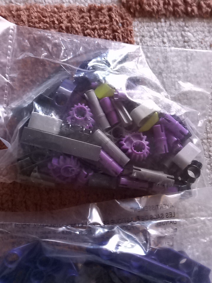 Terrain Walkers Thames & Kosmos 8 in 1 Models STEM Engineering Makerspace NOB