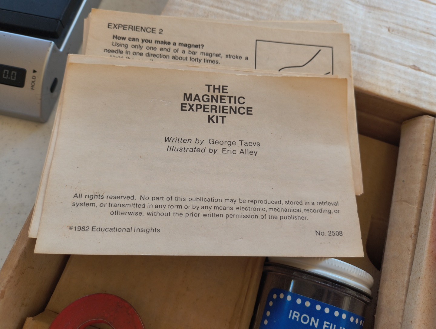 Vintage Magnetic Experience Kit no 2508