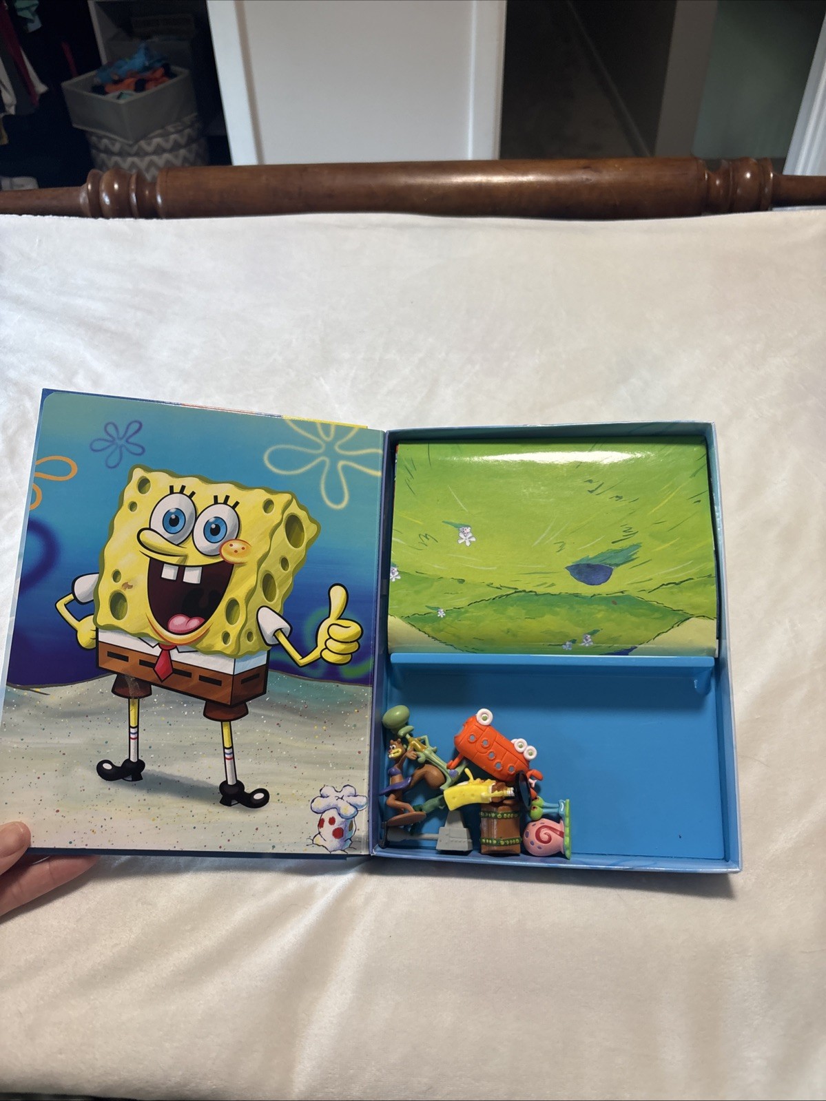 SpongeBob SquarePants My Busy Books 8 Figures & Playmat