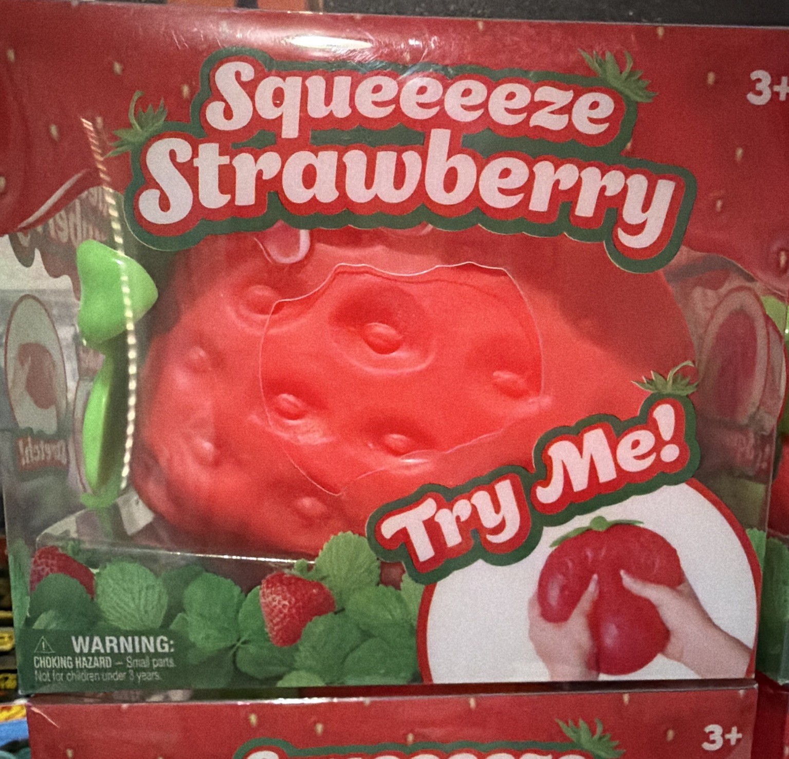 Sunny Days Squeeeeze Strawberry Squeeze Toy Ages 3+ MPN 470551-Lot 4