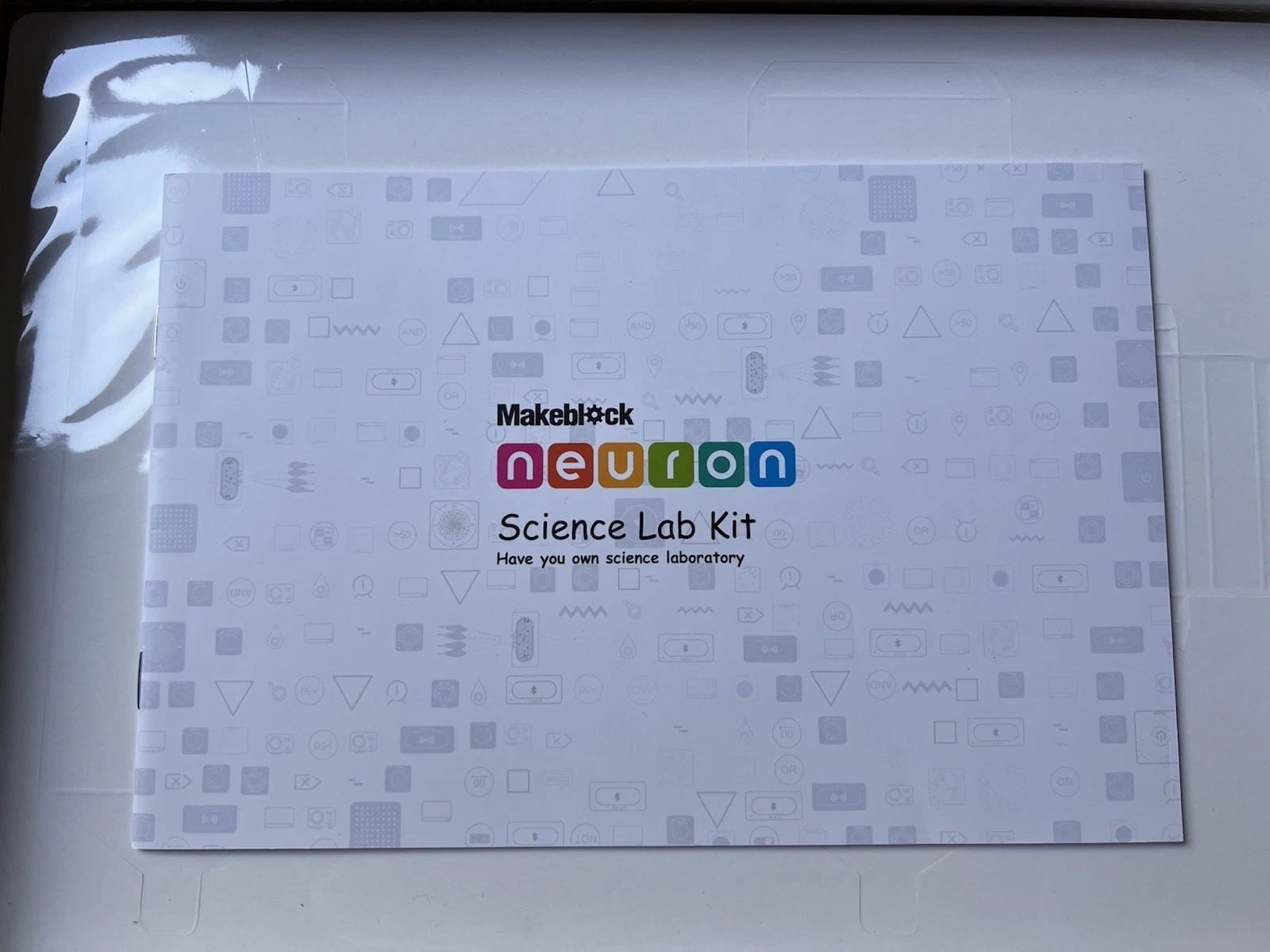 Makeblock Neuron Science Lab Kit – Kickstarter STEAM kit – STEM Electronics