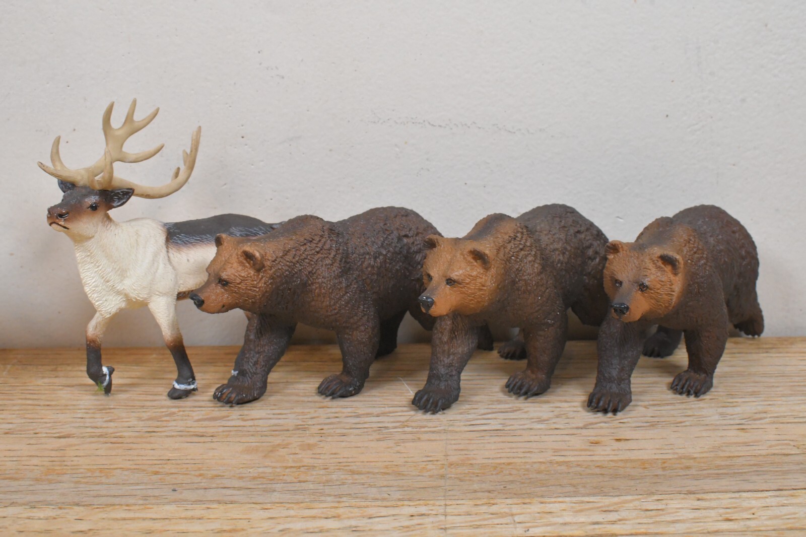 (55) Safari LTD Animal Figures 5.5″ to 2″ in Size