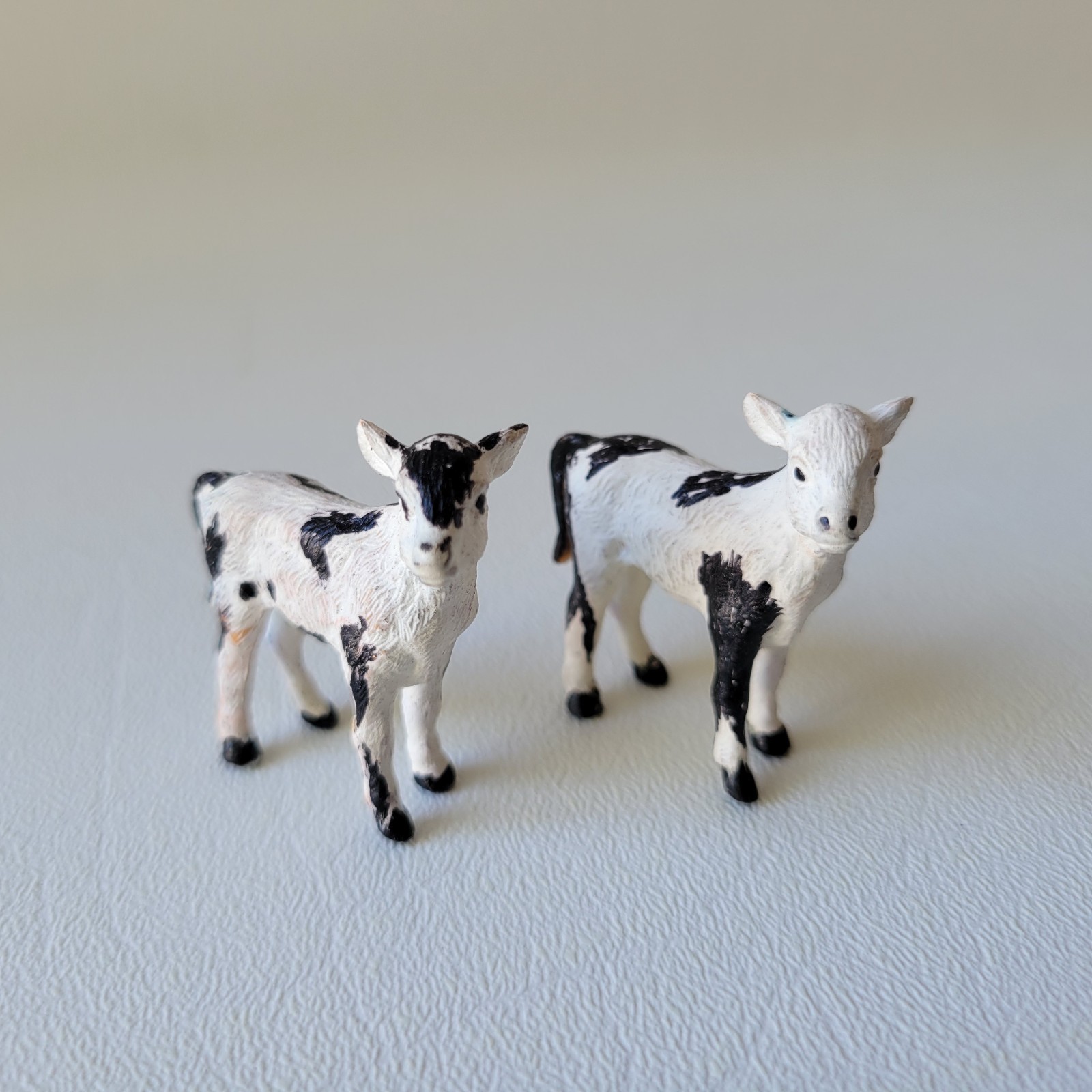 30pc Farm Animal Mini Figures: 7 Branded (Britains, Ertl, Jarman) + 23 Unbranded