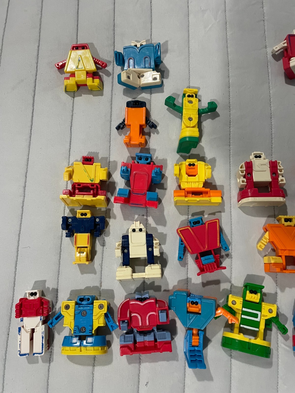 Alphabet Transforming Robot Toys Lot Letters Numbers A-Z 1-9 Not Complete